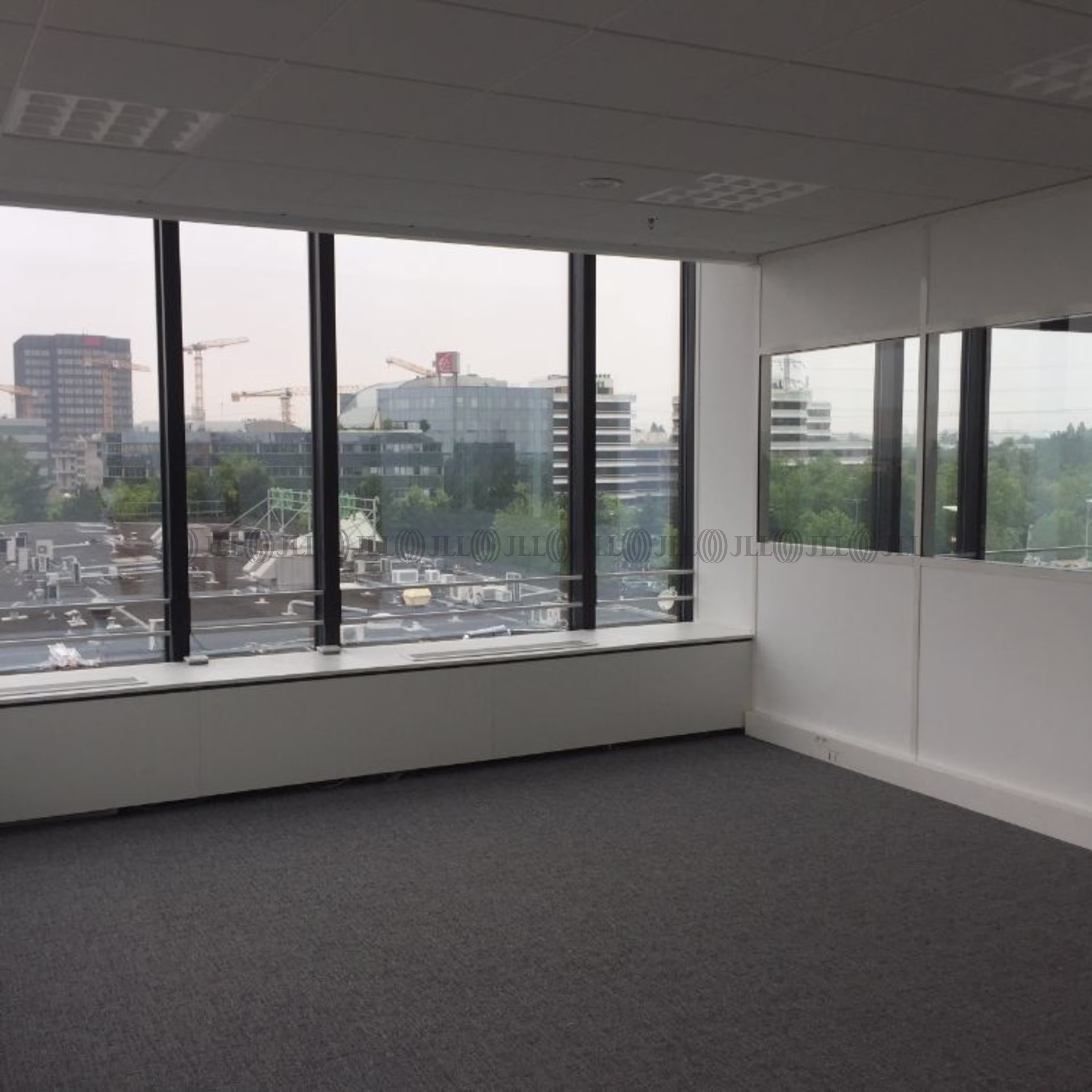  CENTRE COMMERCIAL 3 FONTAINES