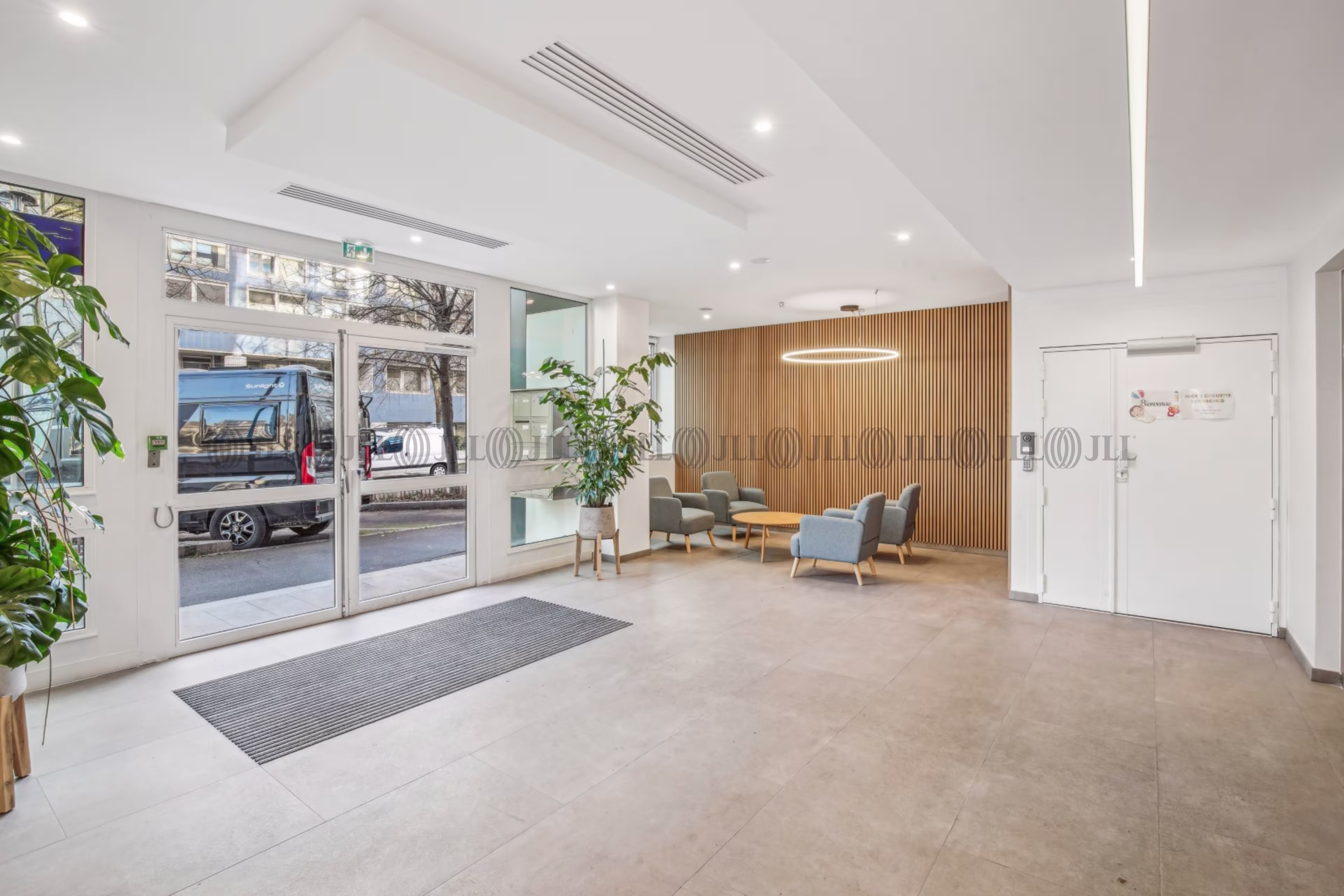 11-13 RUE SALOMON DE ROTHSCHILD