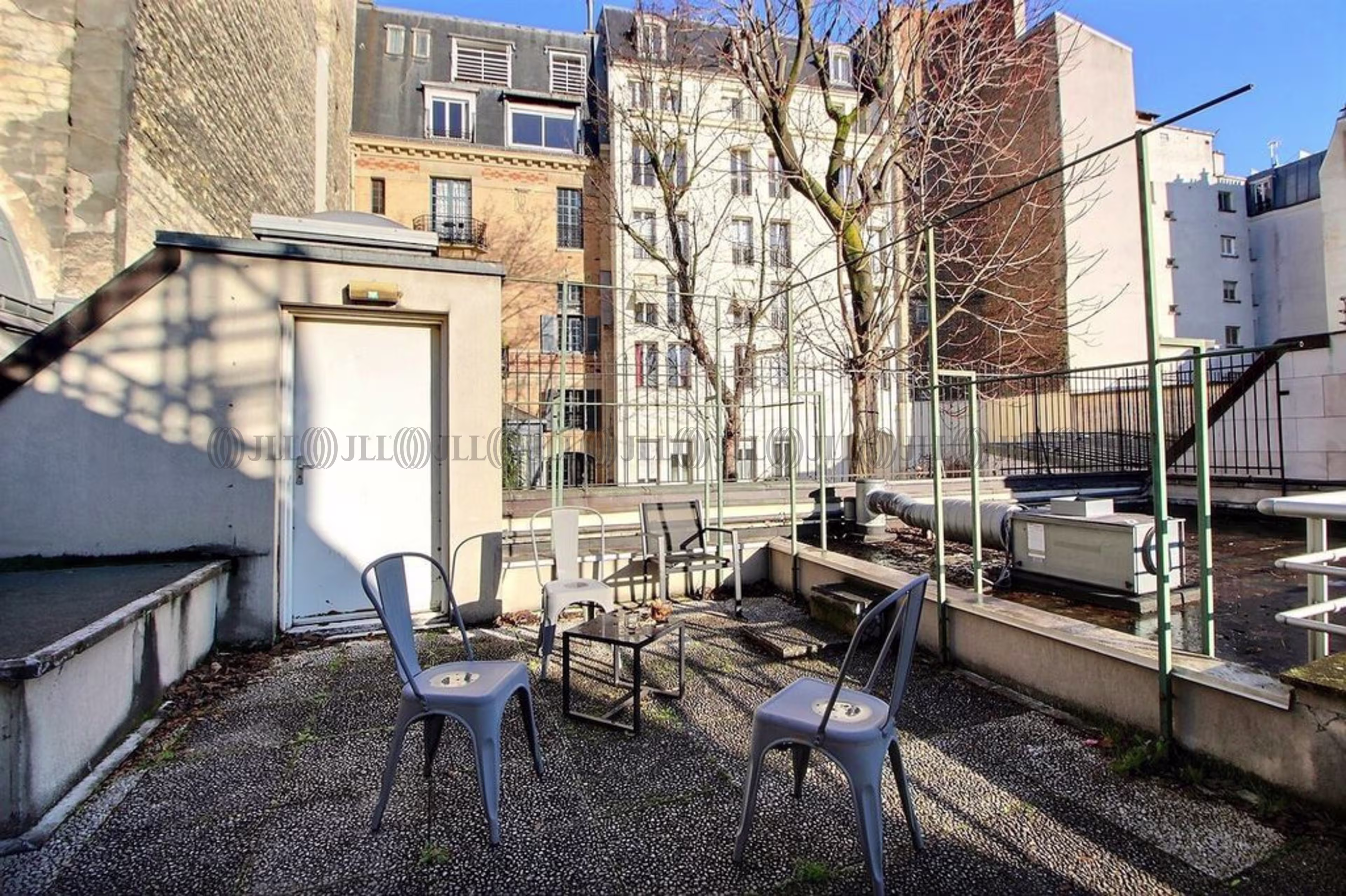 6-6BIS RUE LAFERRIERE