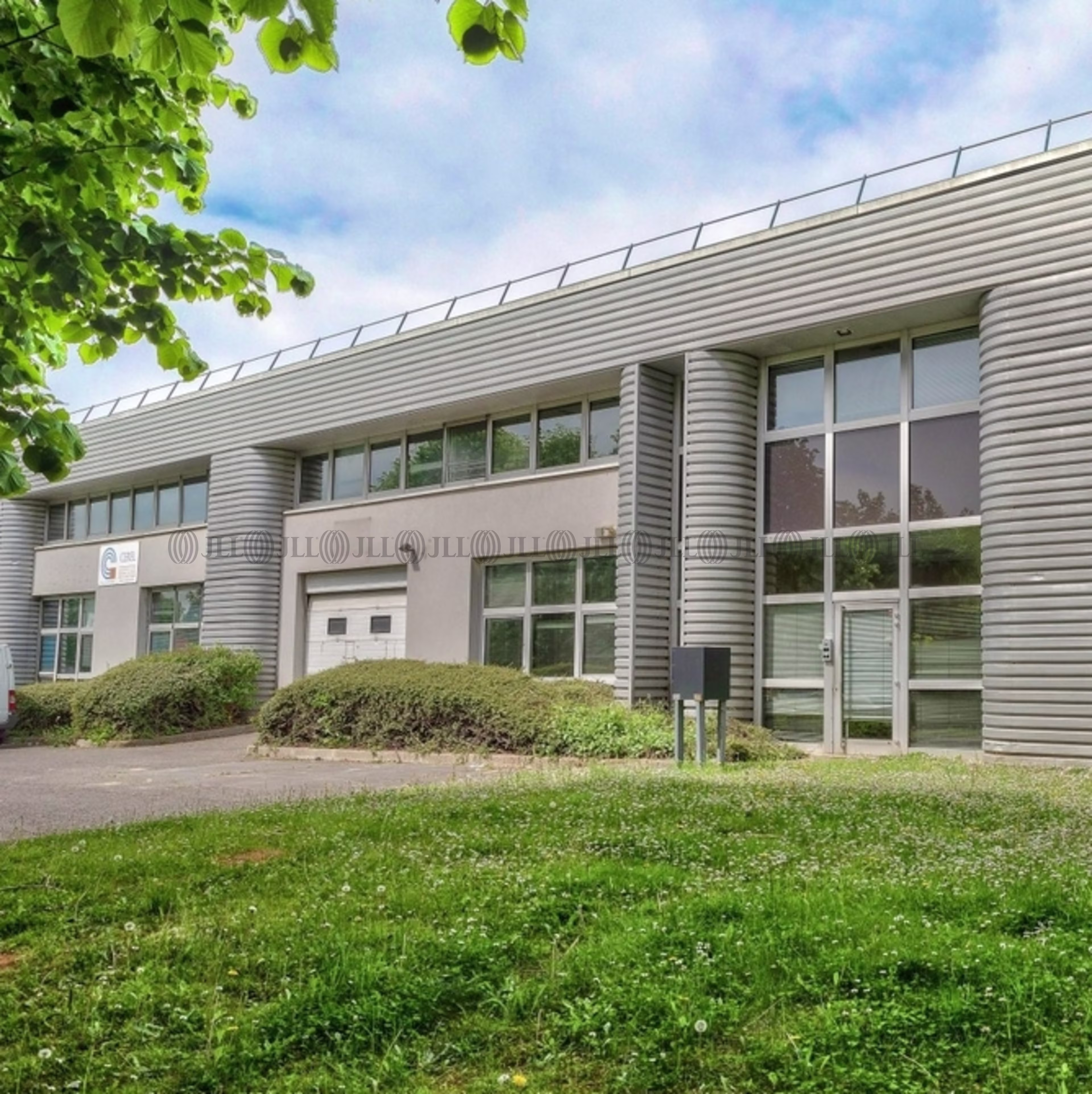 13 RUE HENRI FARMAN