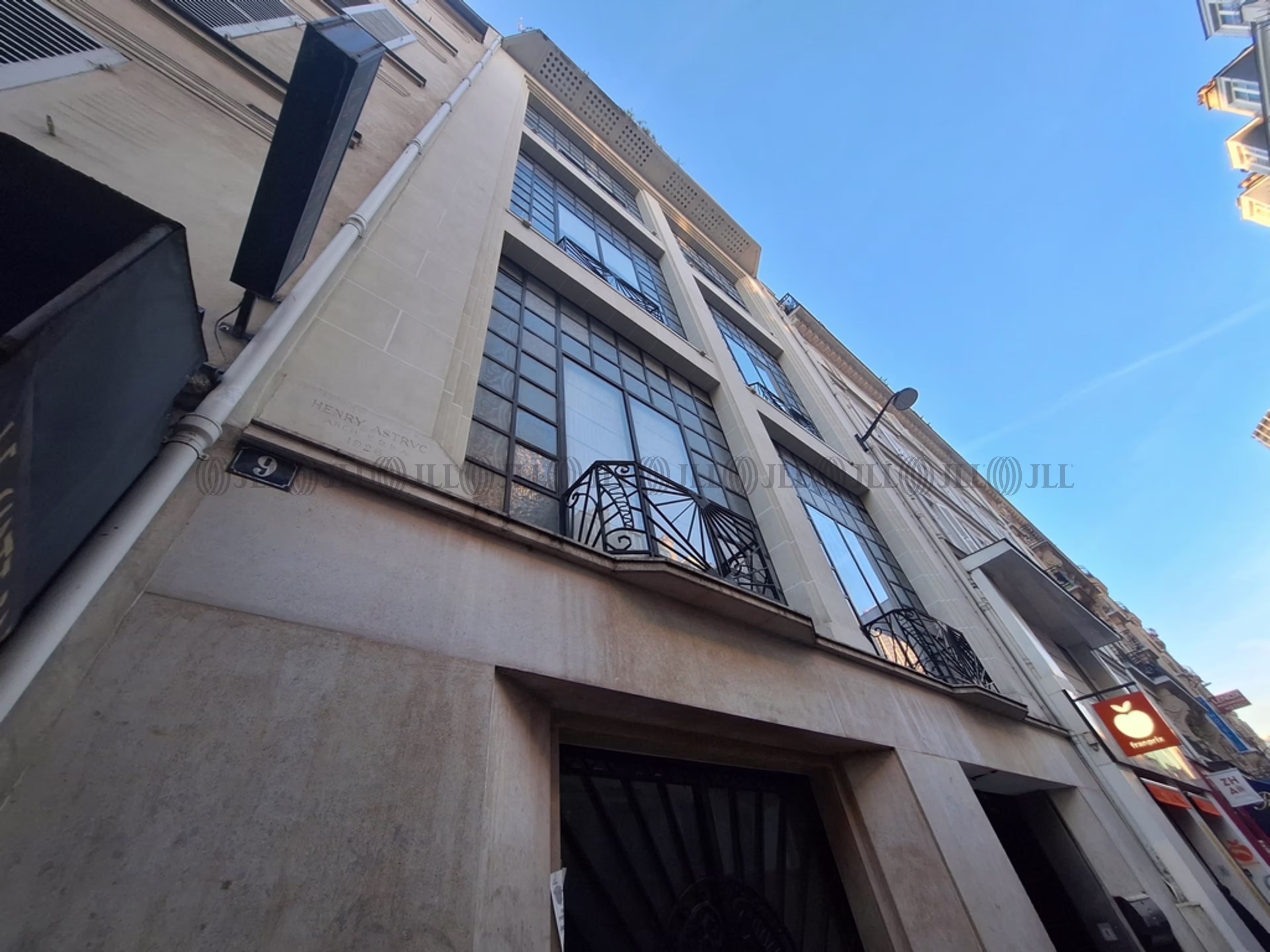 9 RUE DELAMBRE