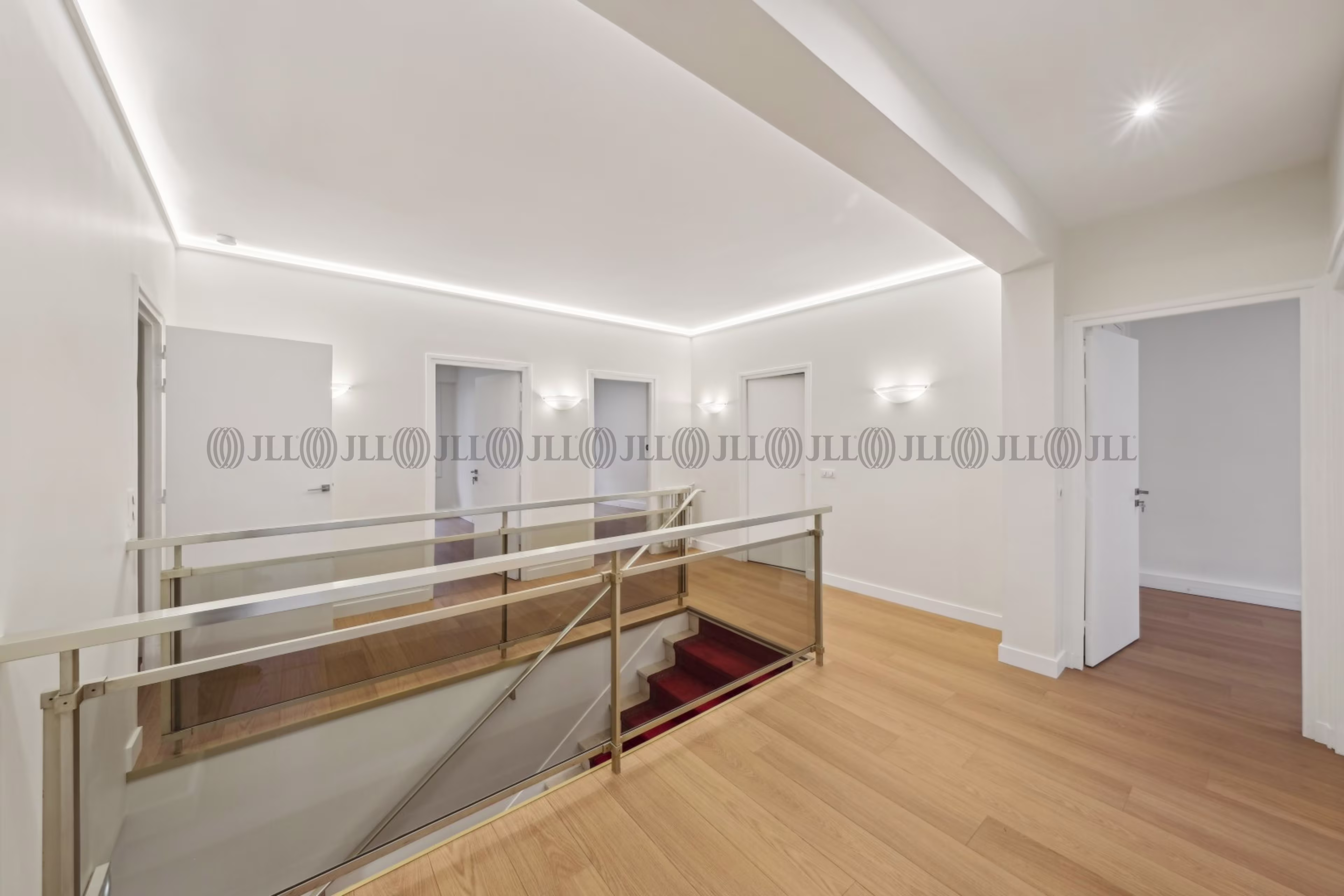 213 RUE DE L'UNIVERSITE