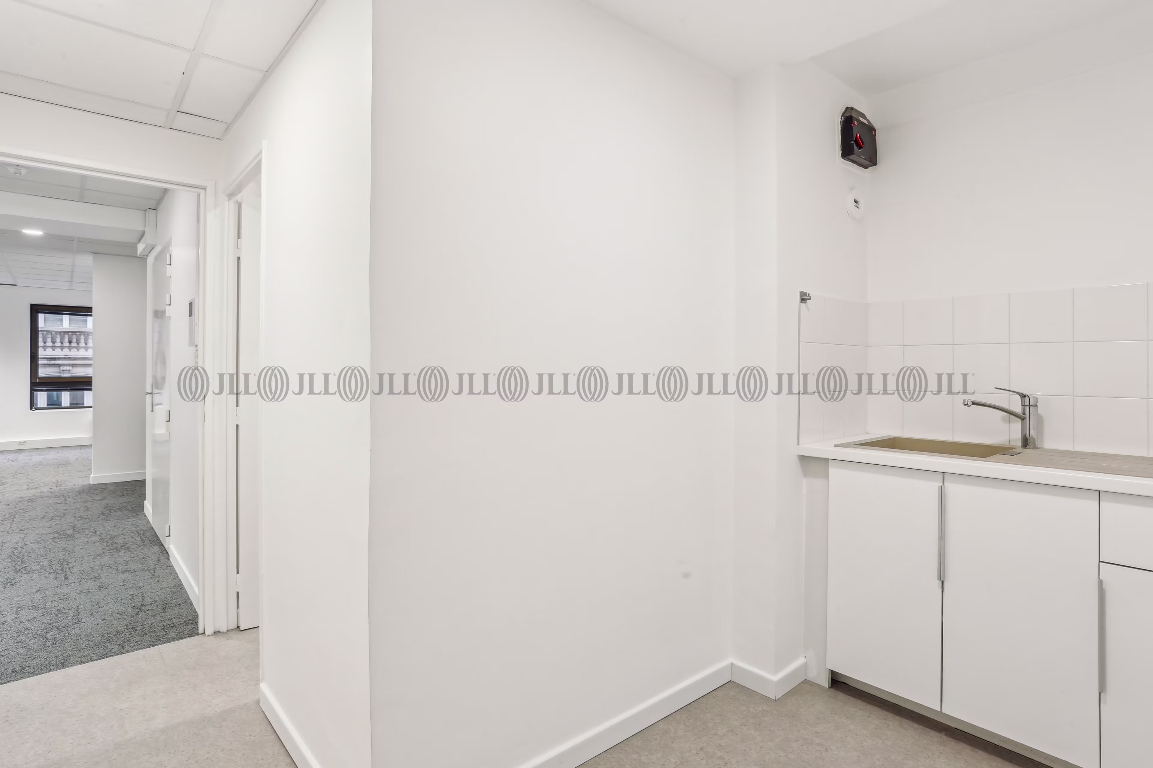17 RUE D'ORLEANS