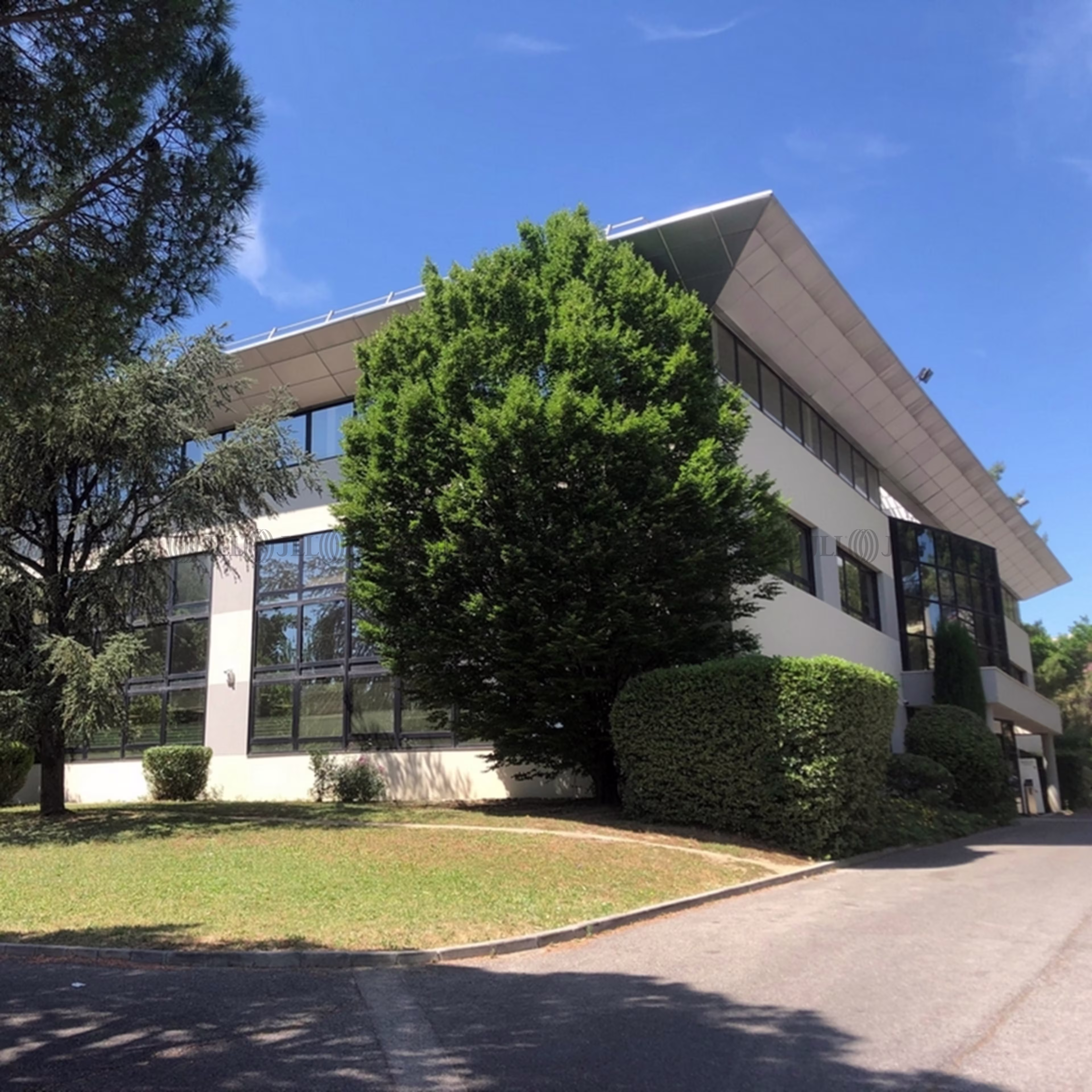 43 RUE FREDERIC JOLIOT CURIE
