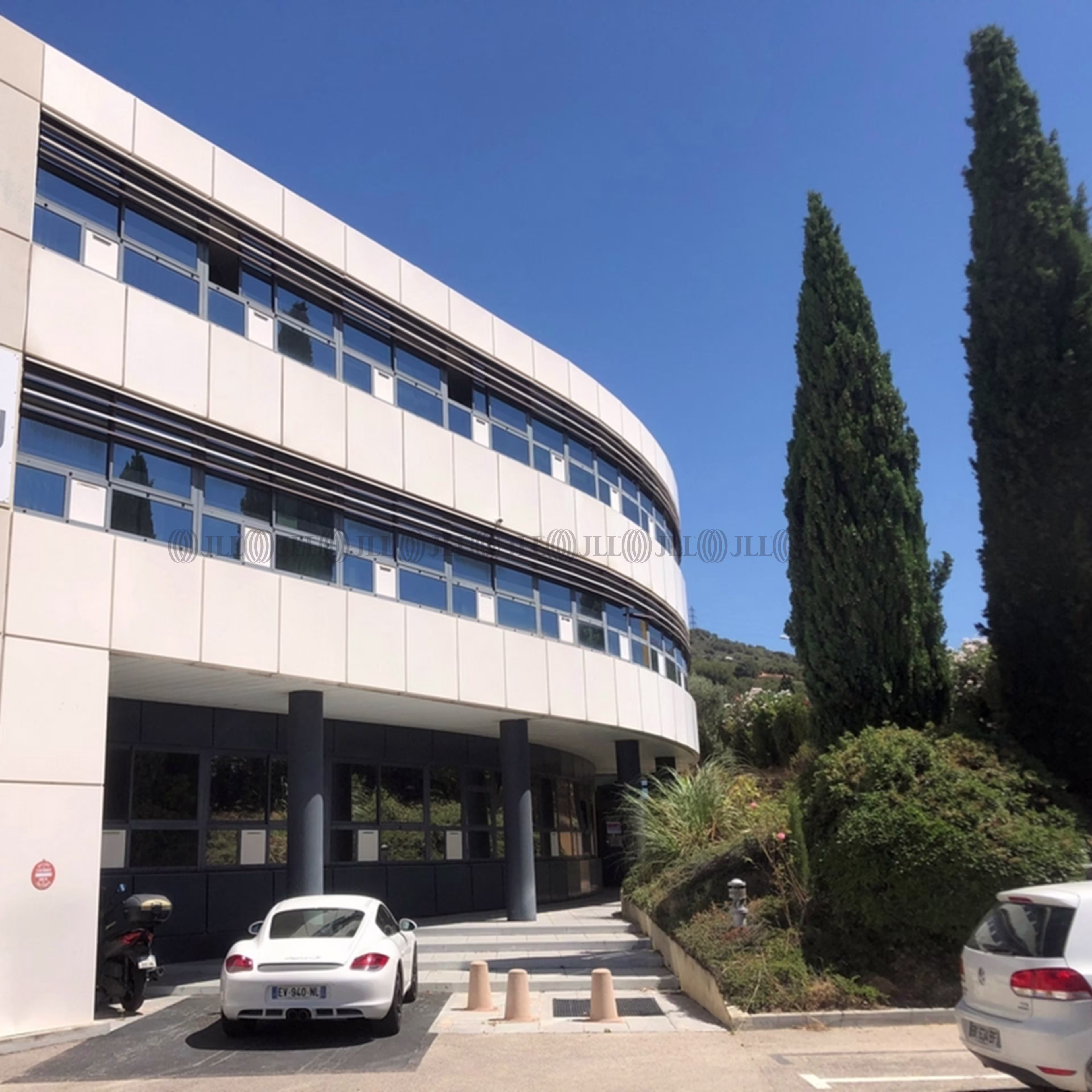 200 AVENUE DE PROVENCE