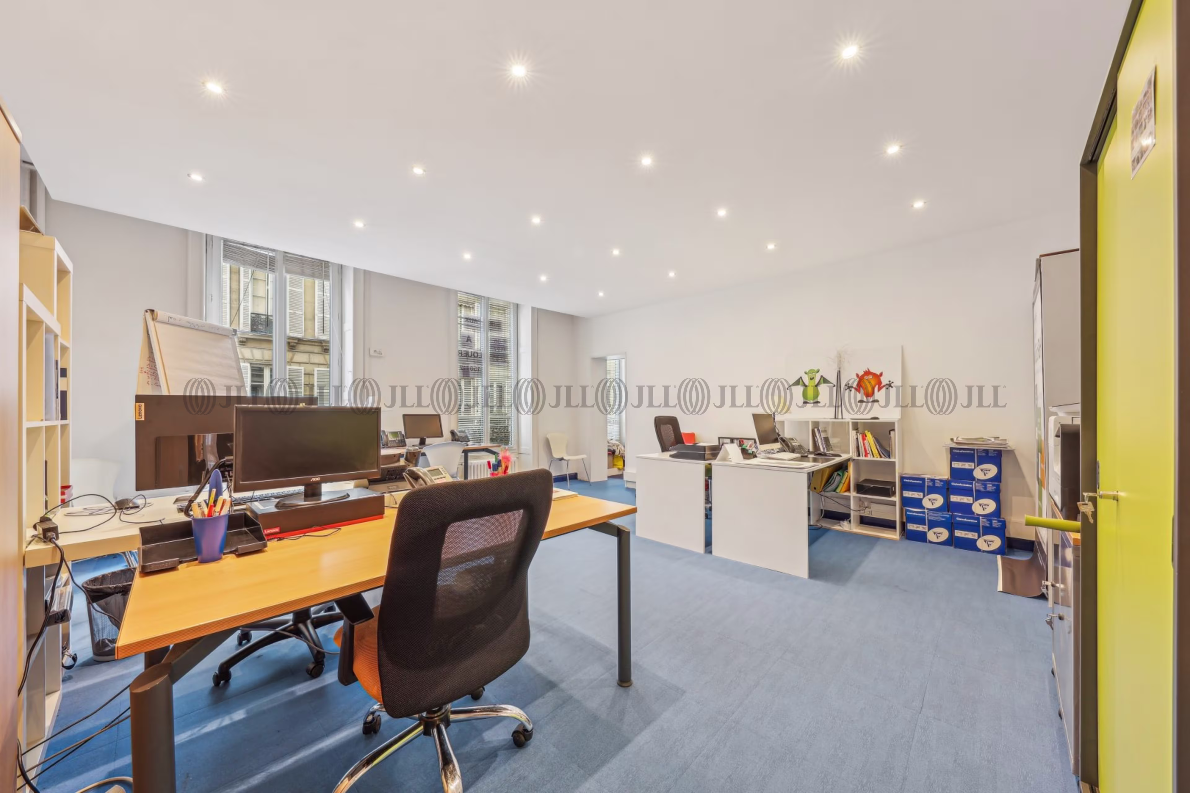 11 RUE ROUGEMONT