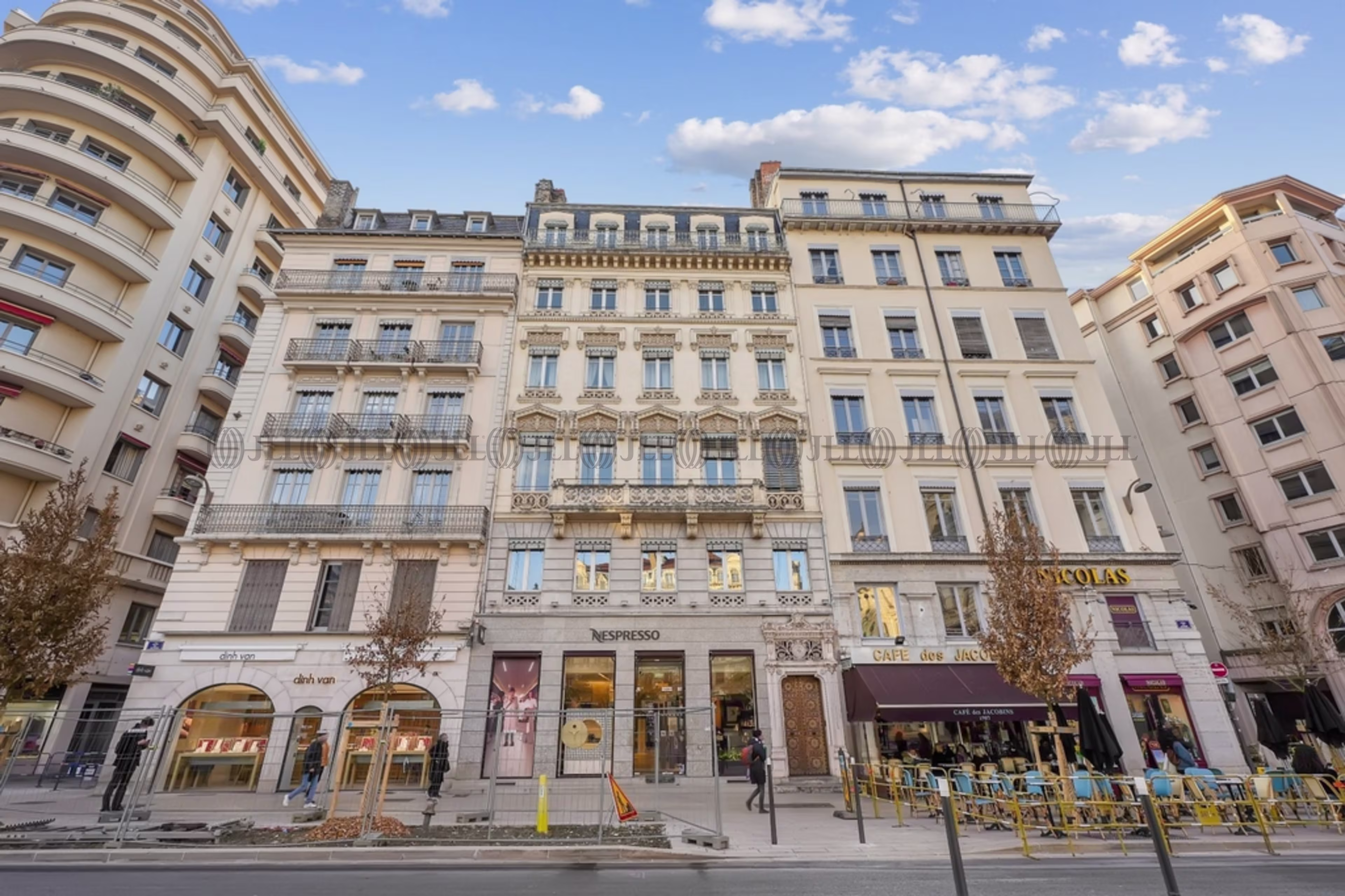 4 PLACE DES JACOBINS