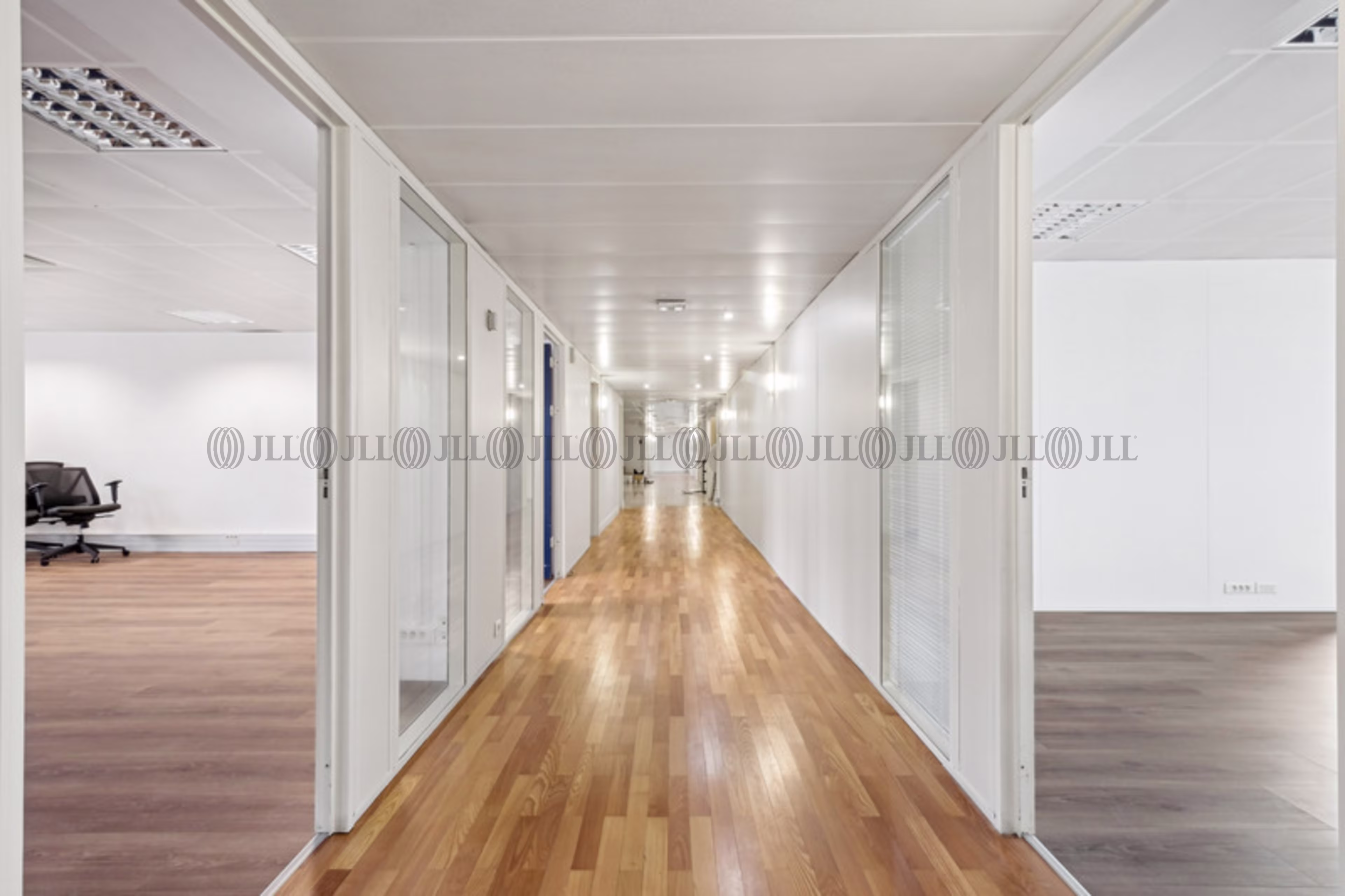 4 AVENUE LAURENT CELY