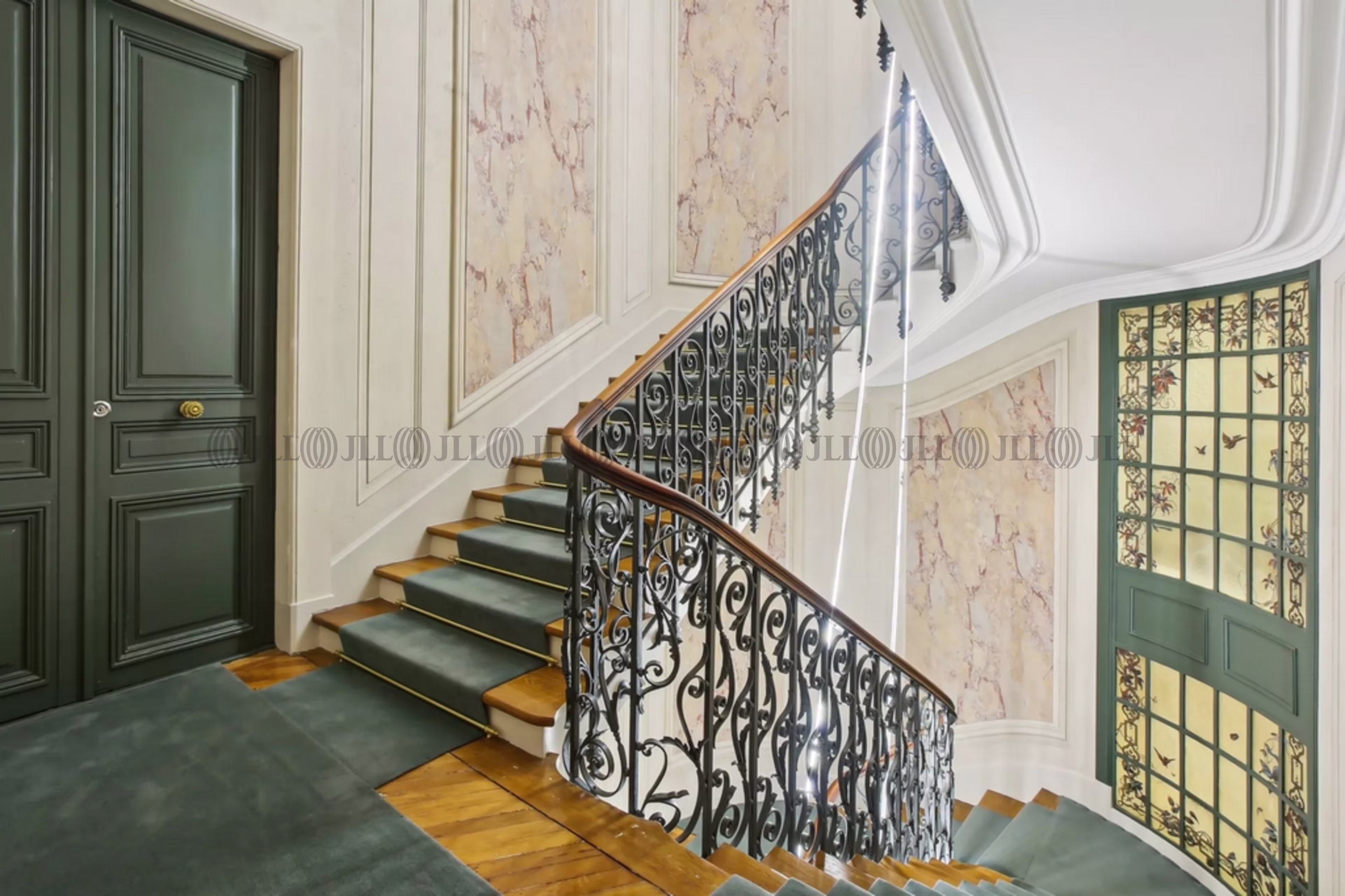 53 AVENUE VICTOR HUGO