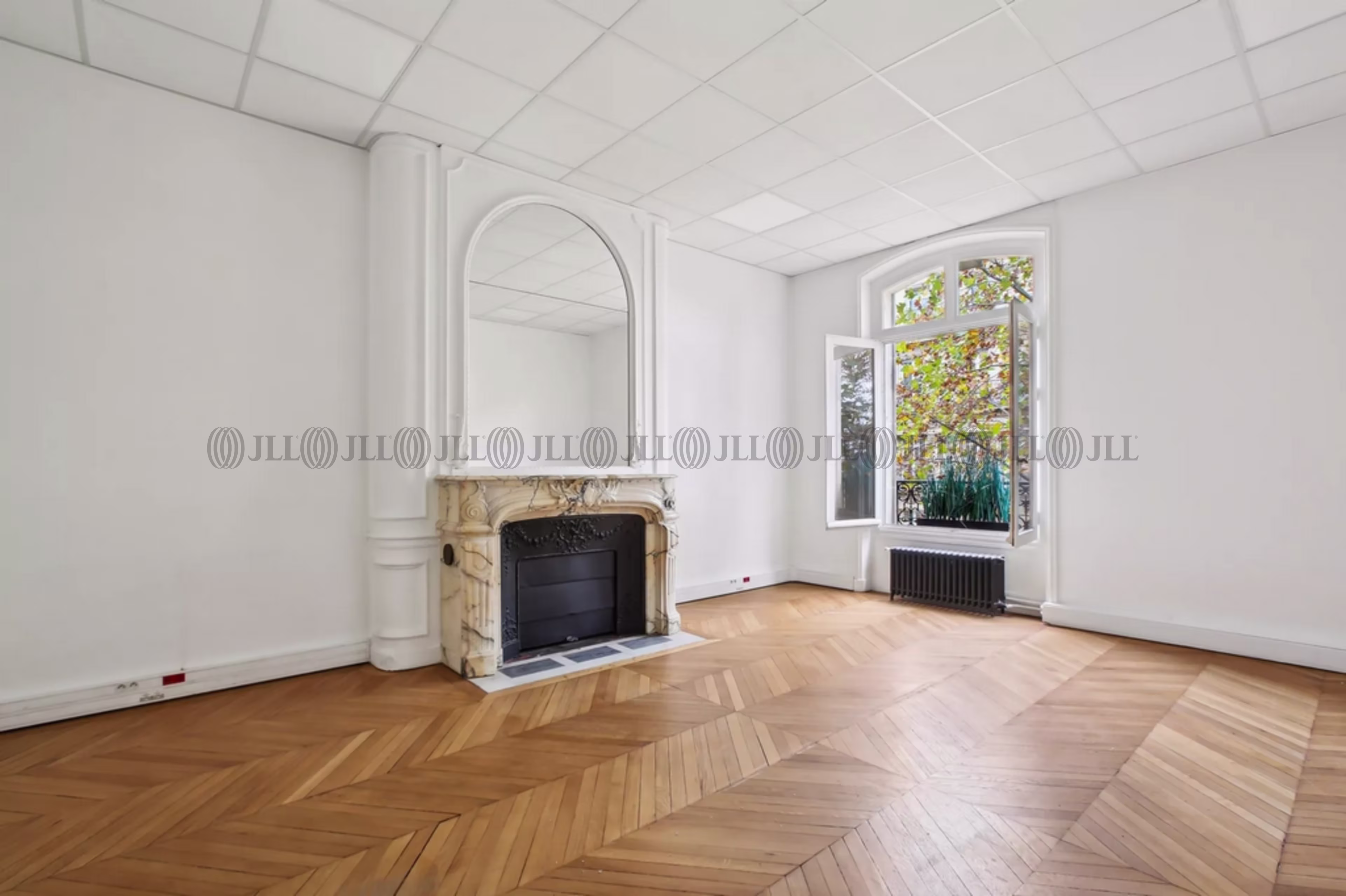 53 AVENUE VICTOR HUGO