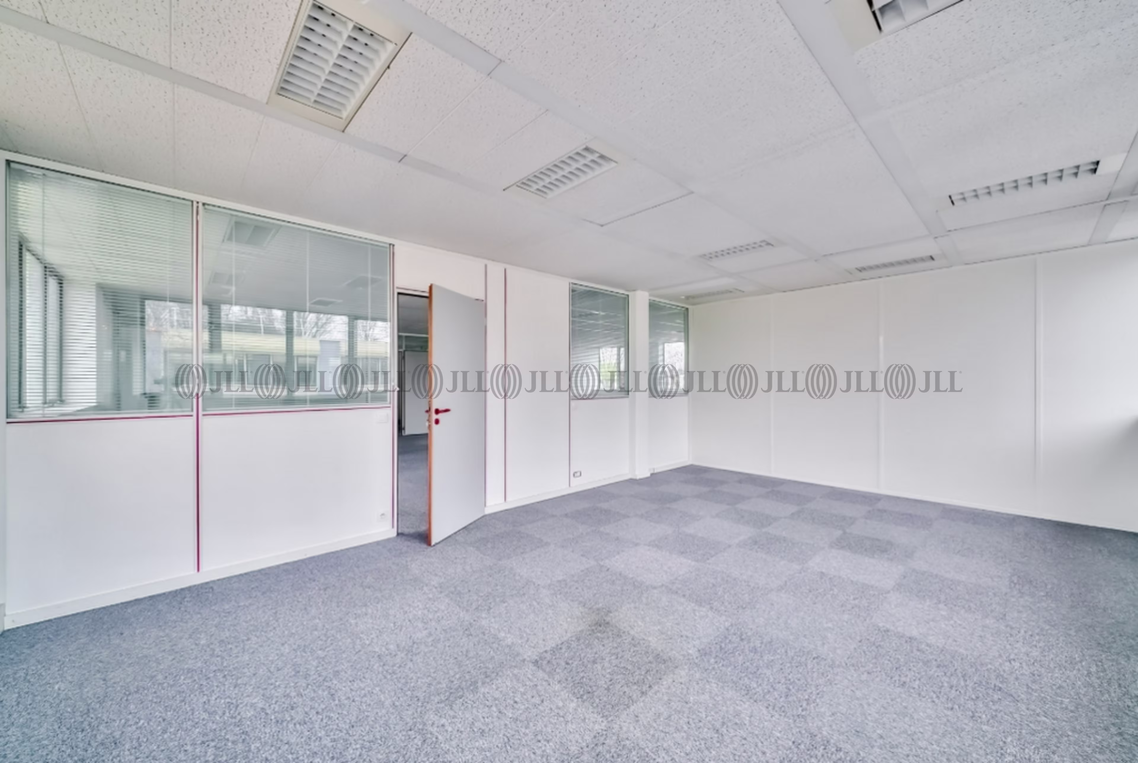 5 RUE PAUL HENRI SPAAK