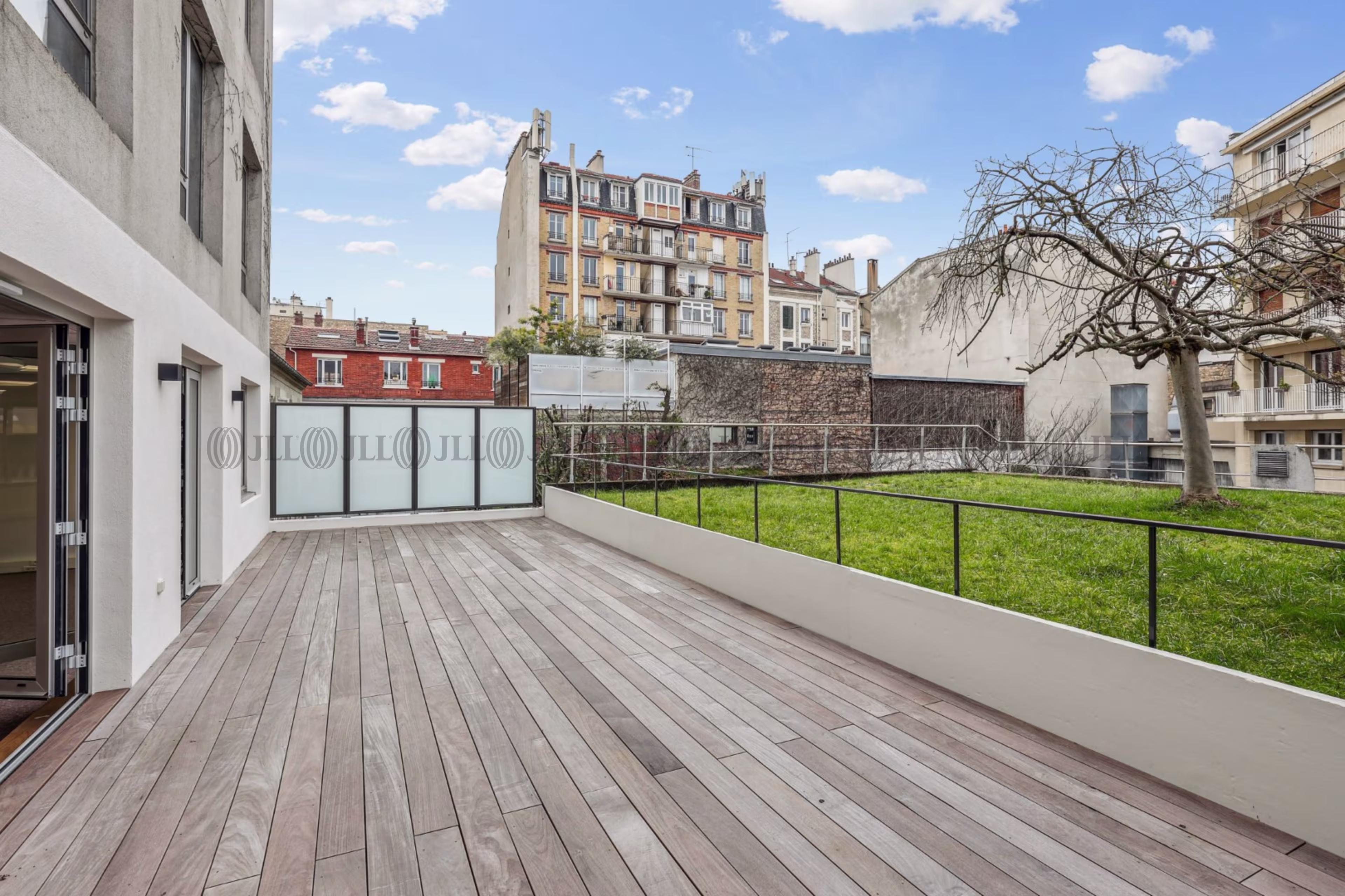 74 RUE DU CHATEAU