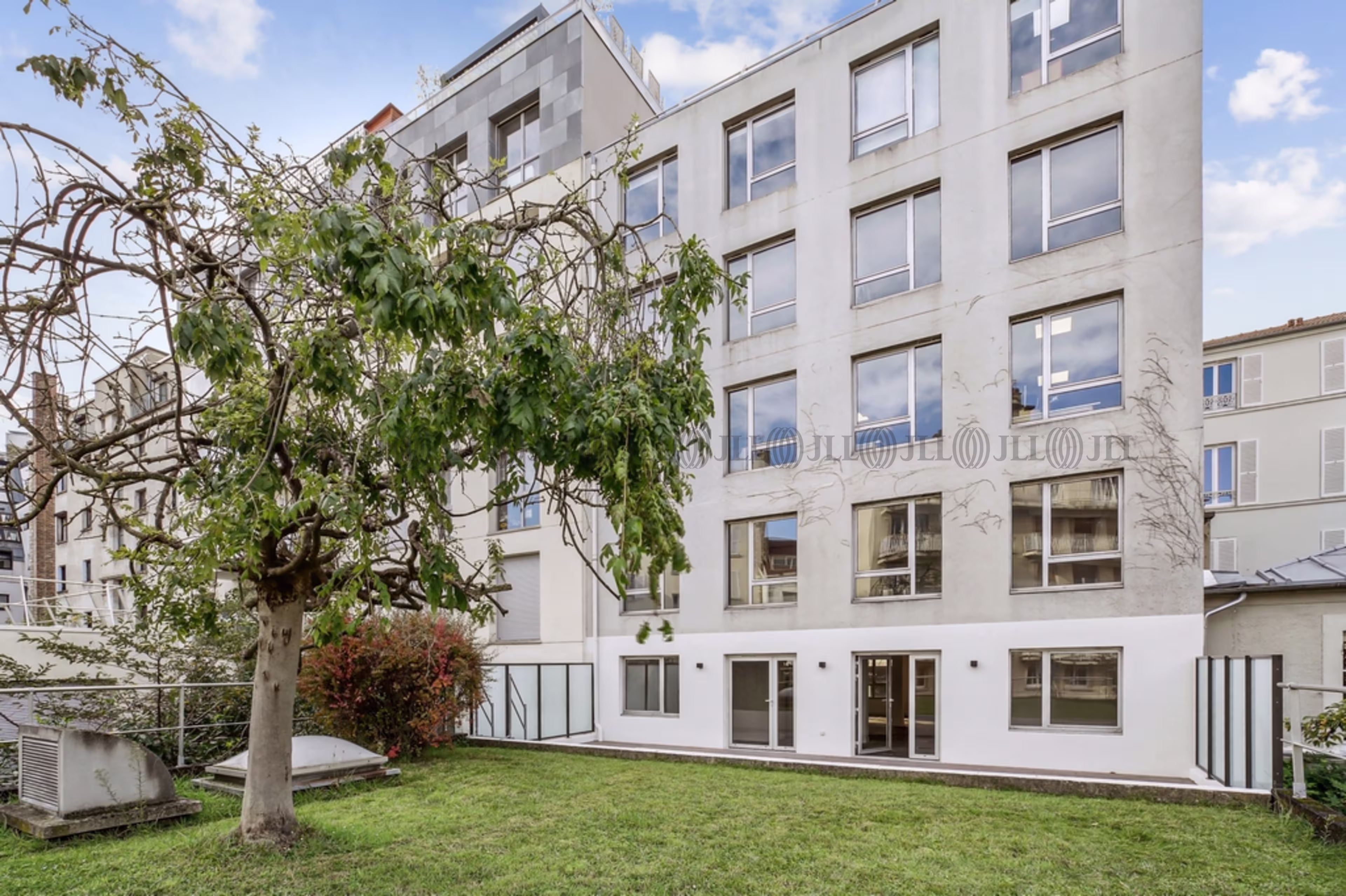 74 RUE DU CHATEAU