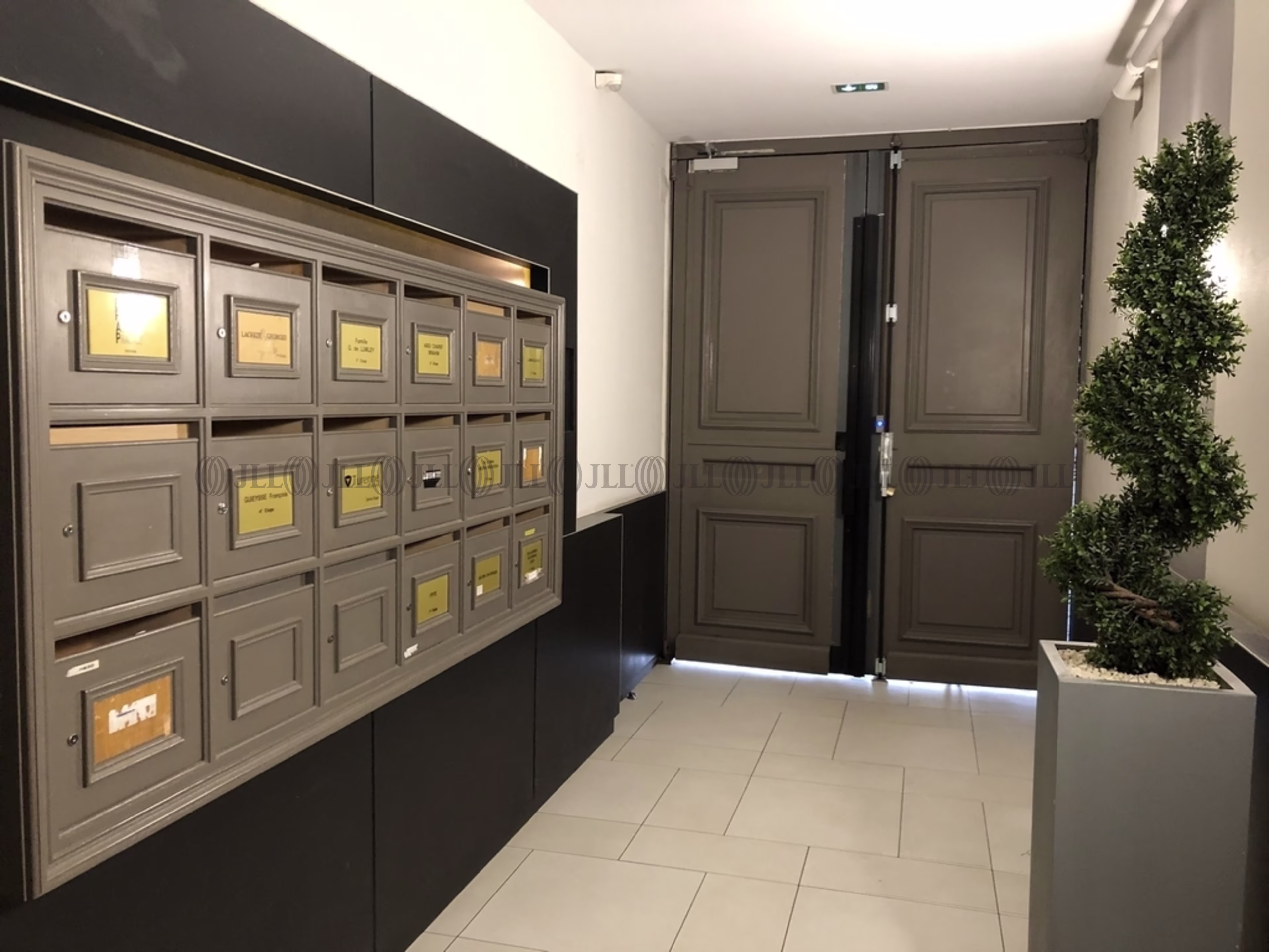 71 RUE DE LA REPUBLIQUE