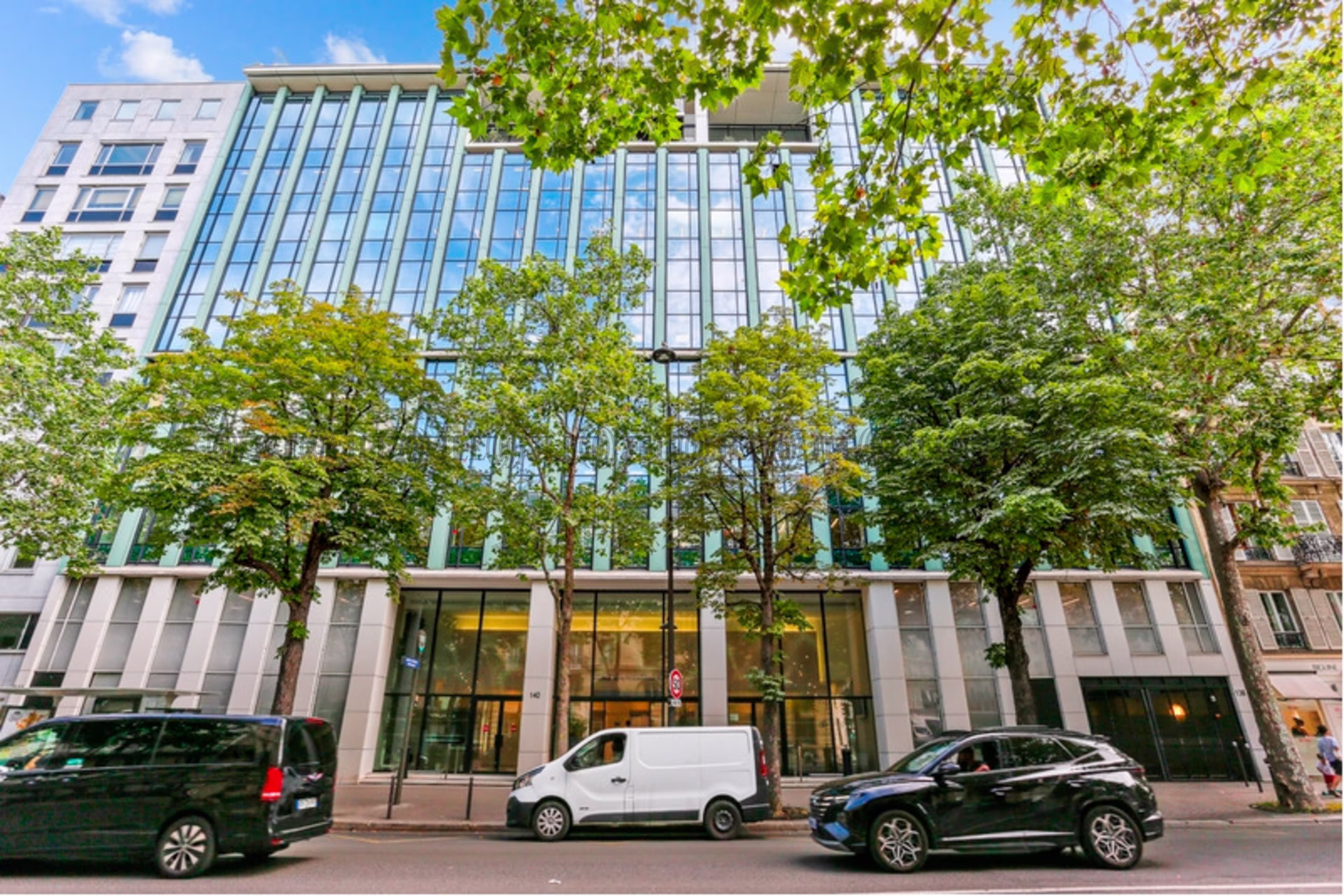 140-144 BOULEVARD MALESHERBES