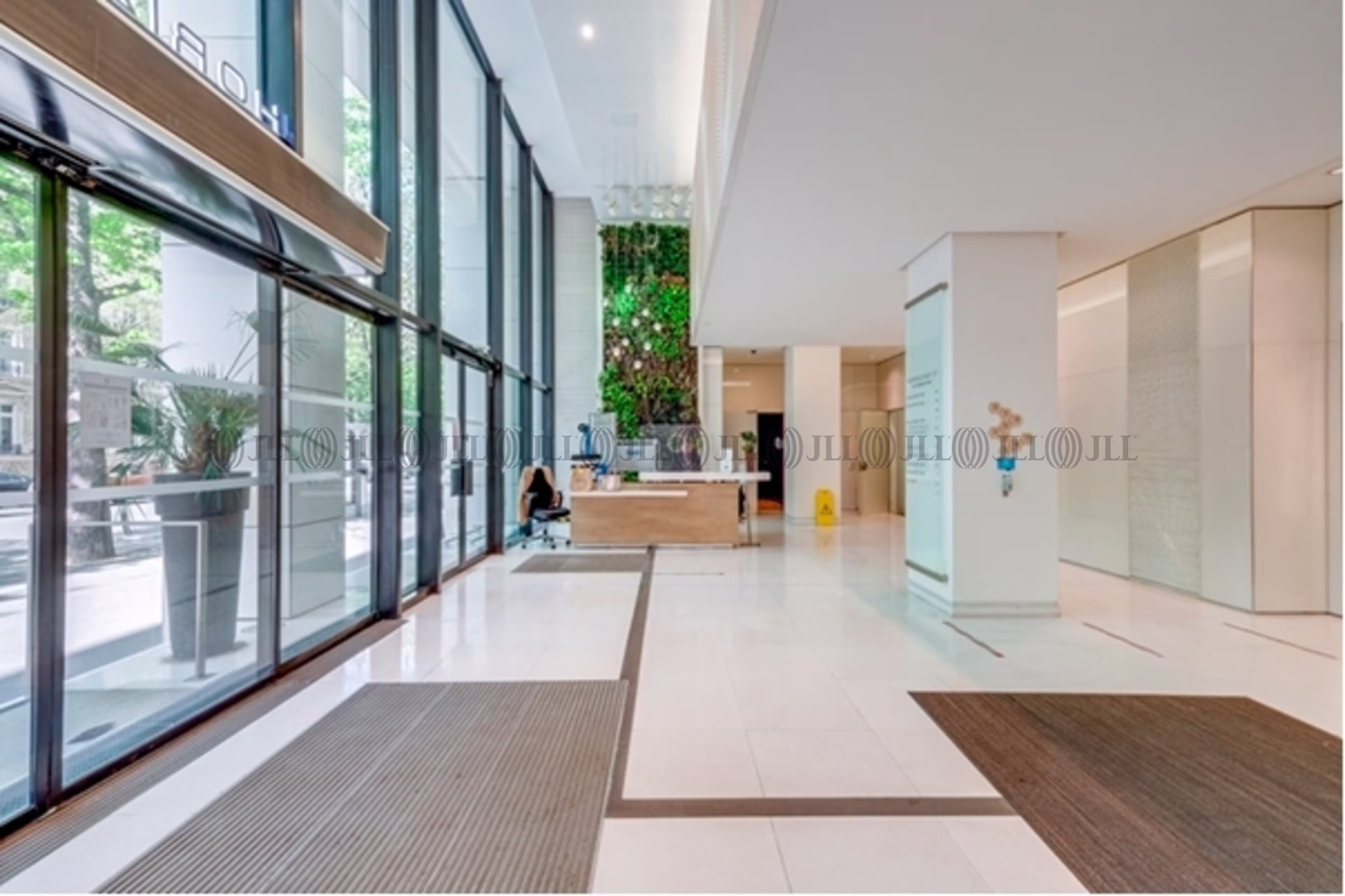 140-144 BOULEVARD MALESHERBES