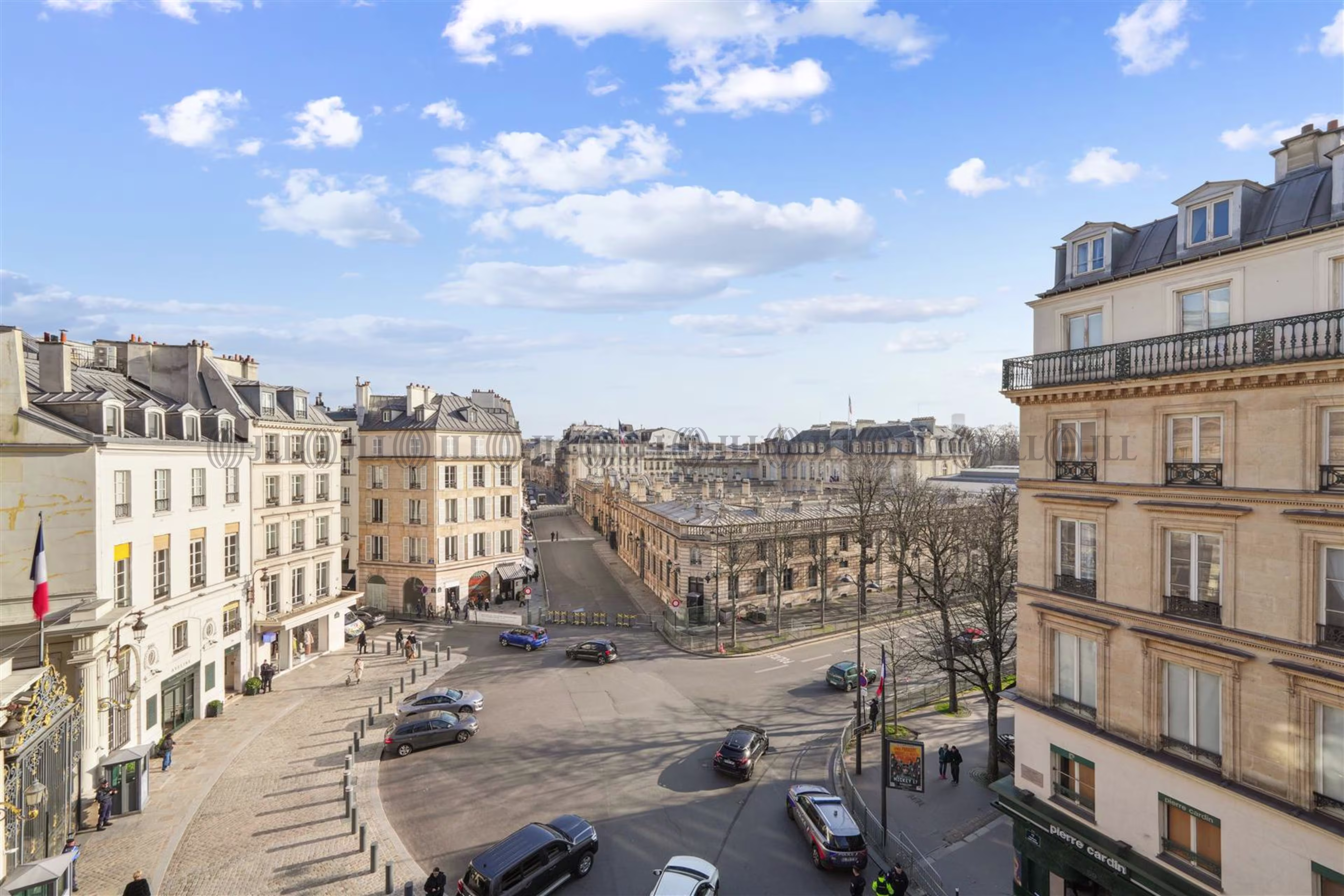 100 RUE DU FAUBOURG SAINT HONORE