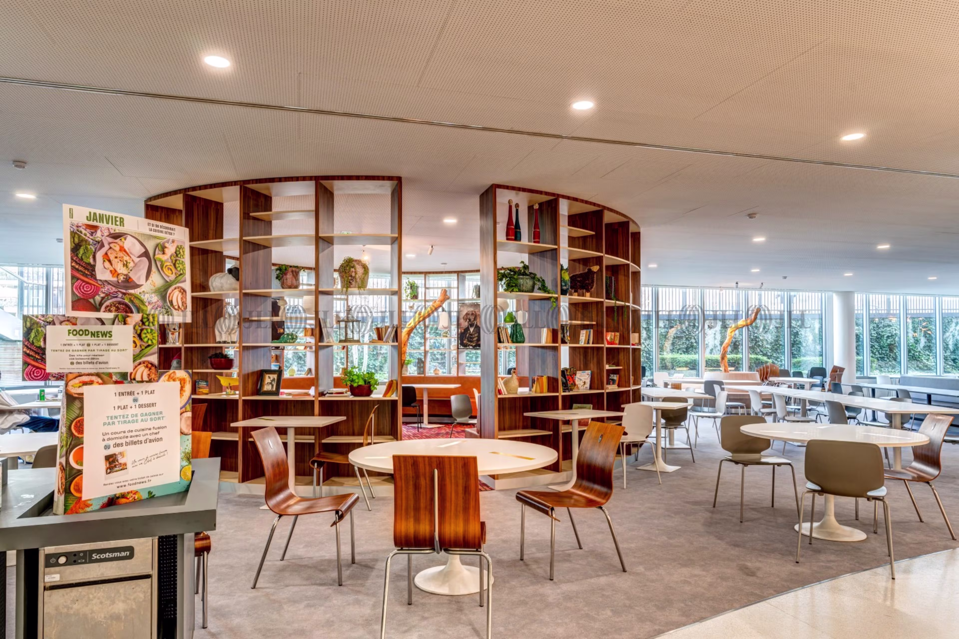 15 BOULEVARD CHARLES DE GAULLE