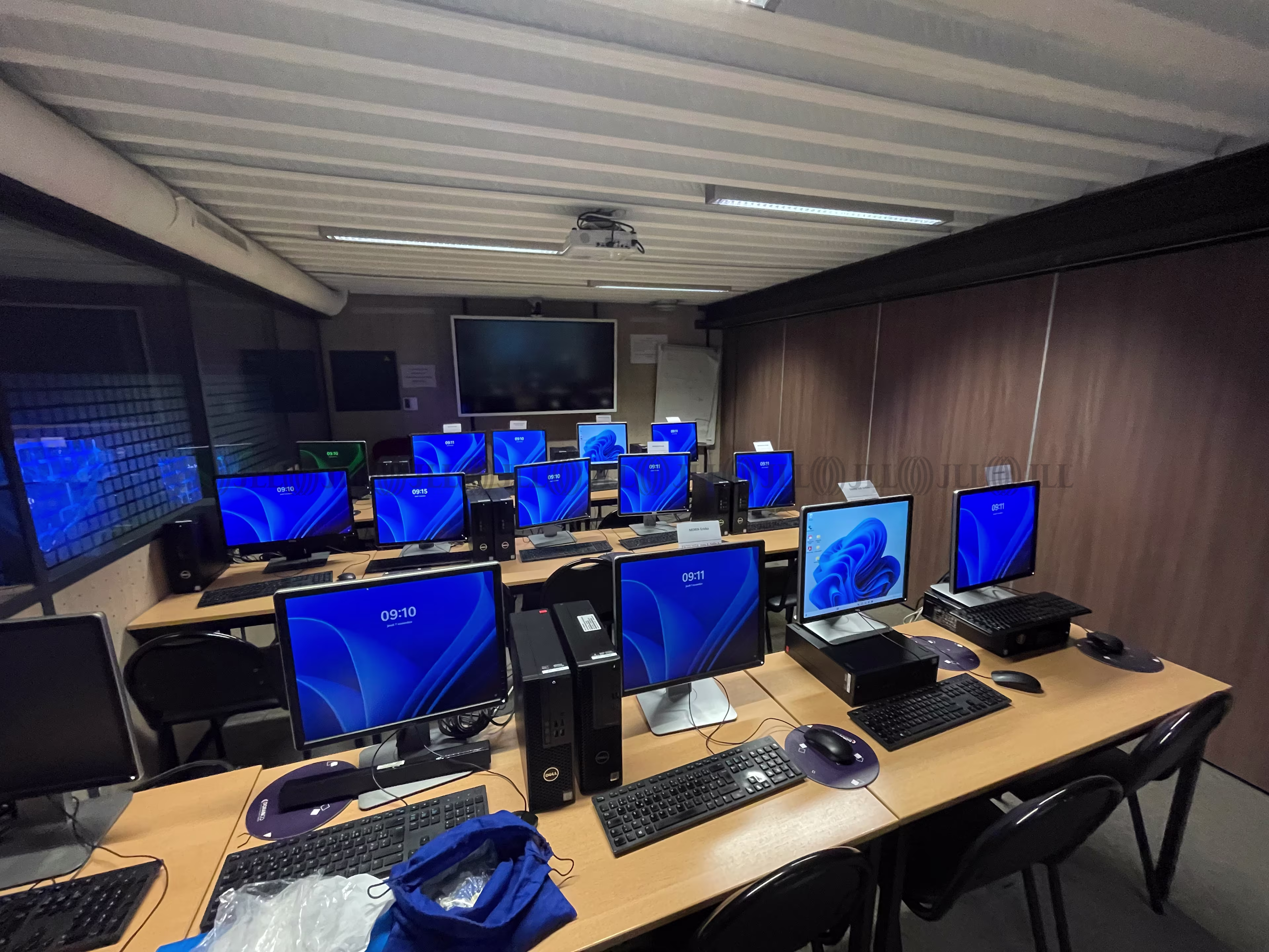 55 RUE DU LIEUTENANT THOMAS