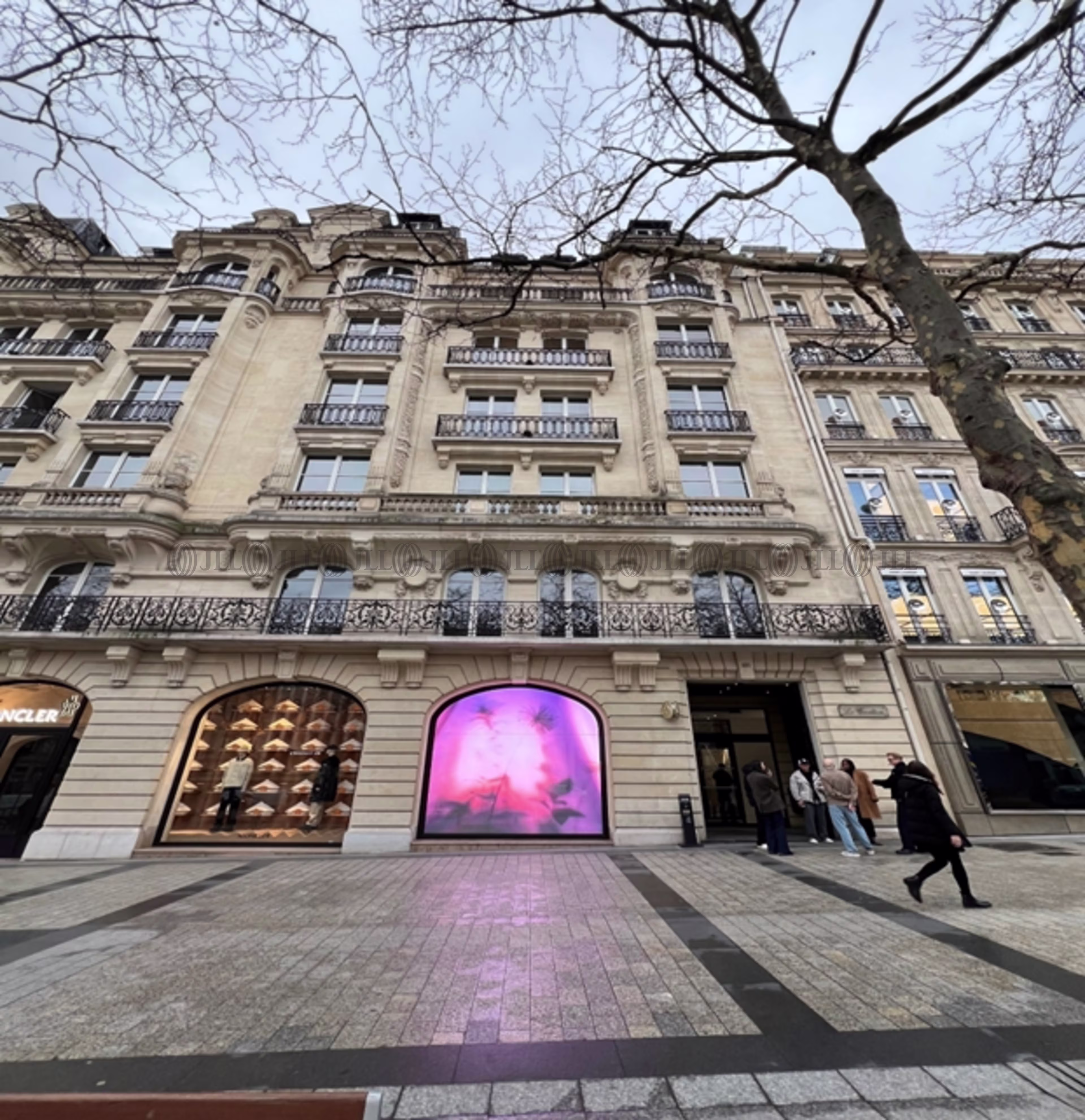 119-121 AVENUE DES CHAMPS ELYSEES