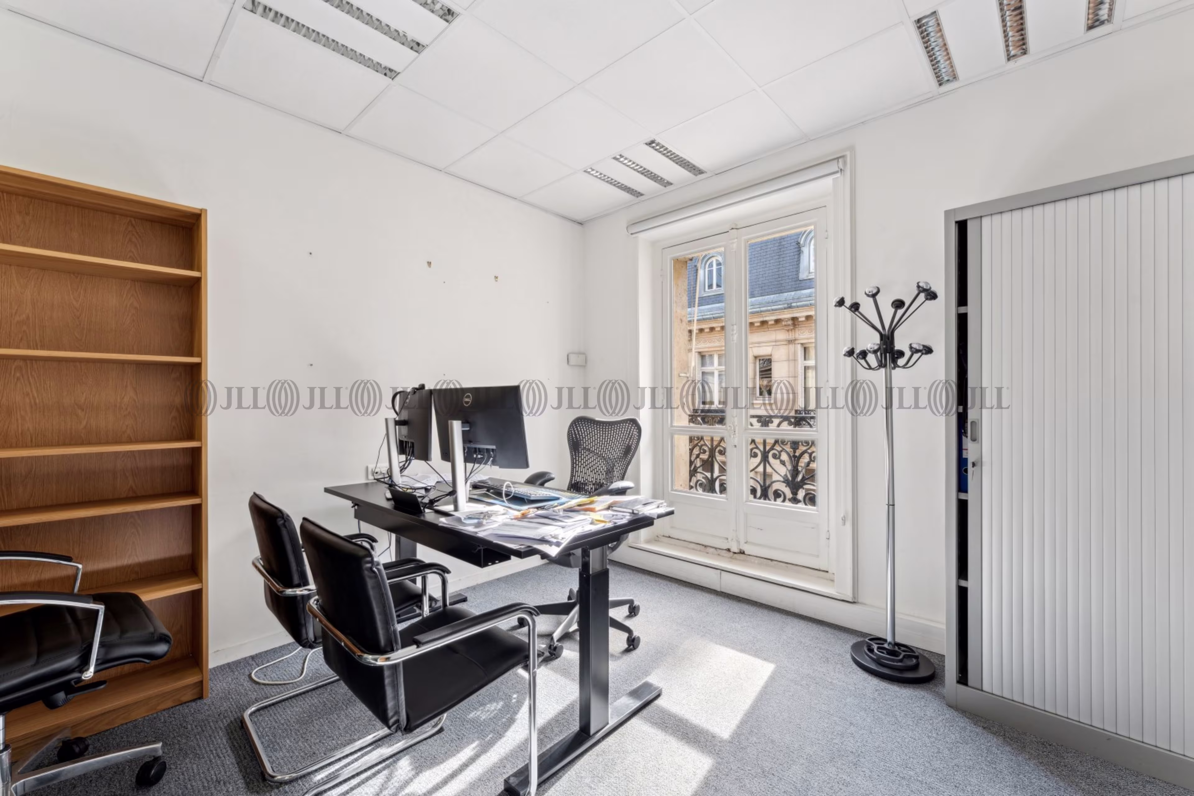 4 RUE DE LONGCHAMP