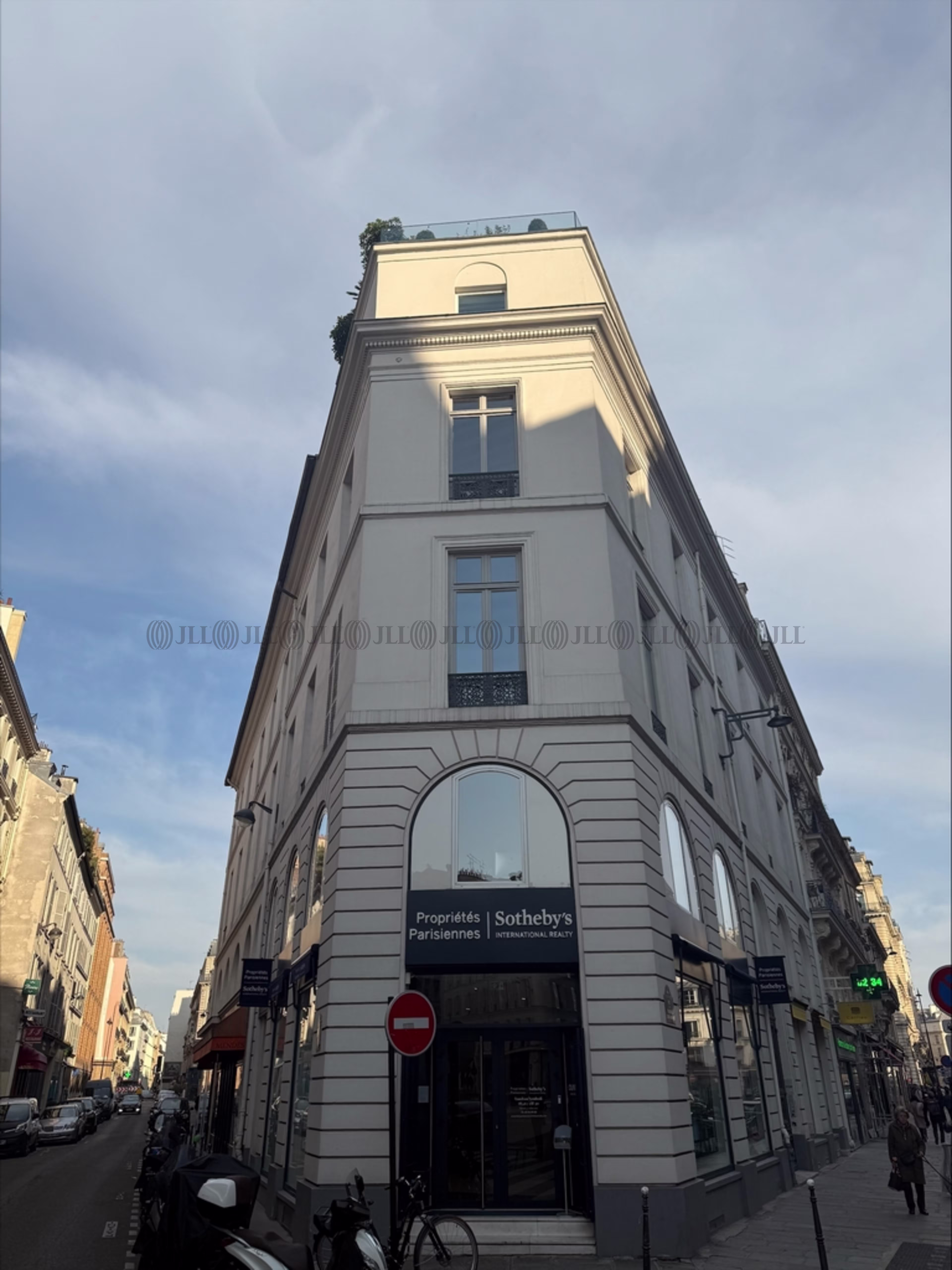 124 RUE DU FAUBOURG SAINT HONORE