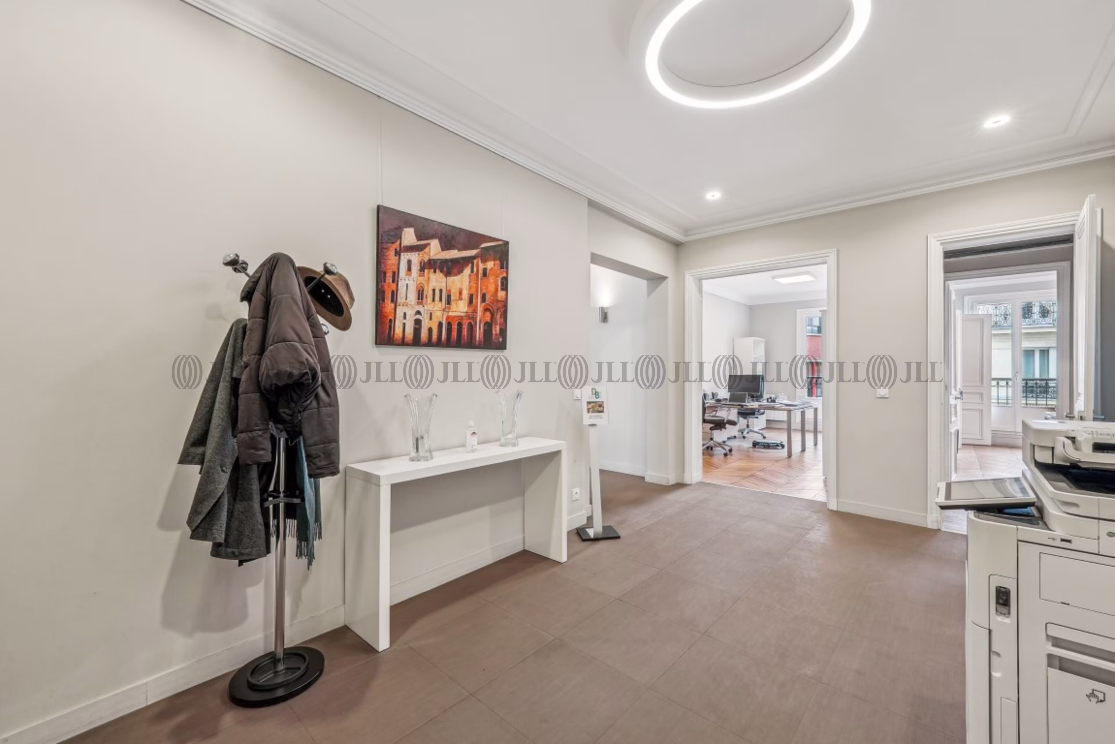 6 RUE DE SAINT PETERSBOURG