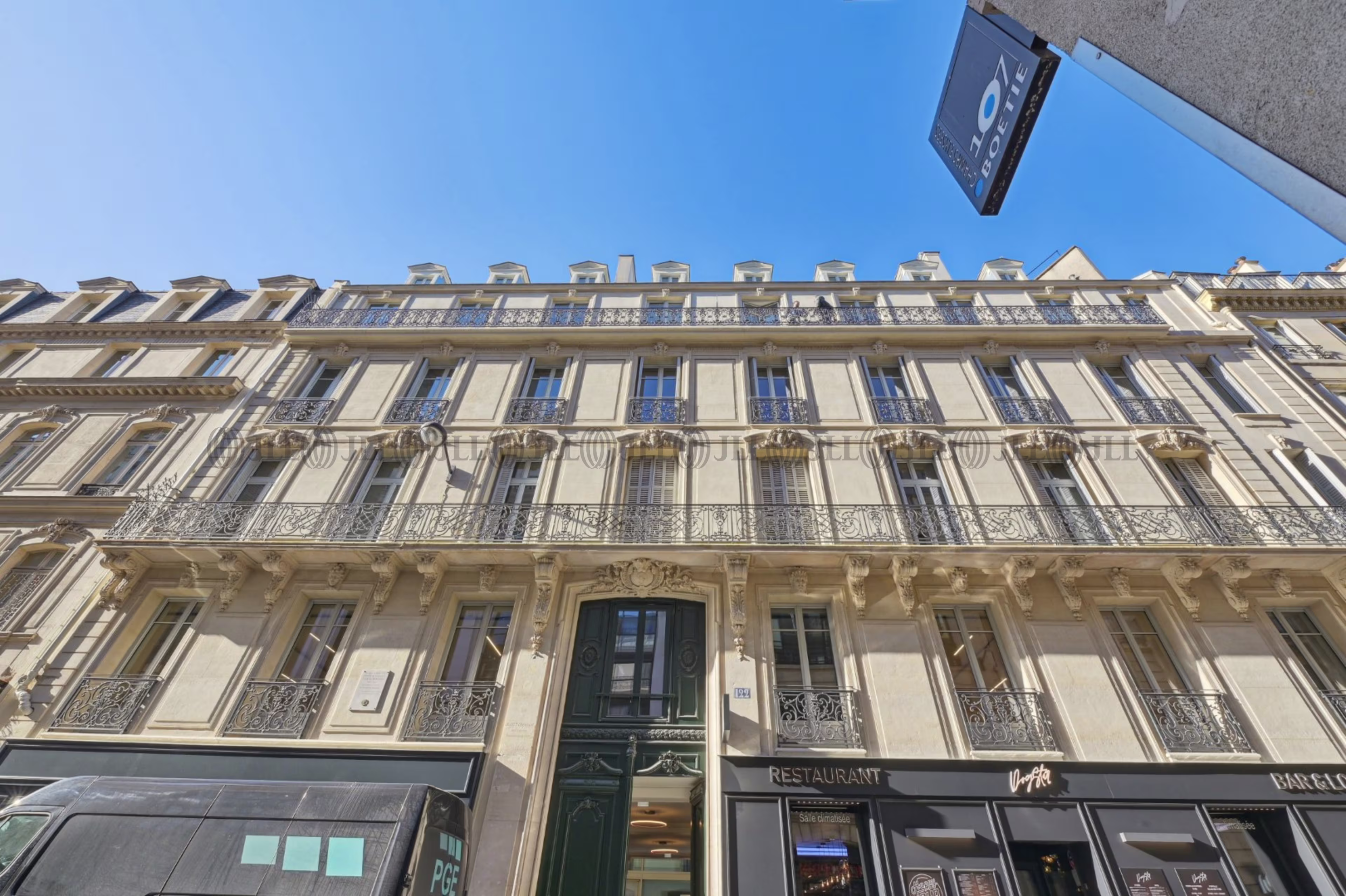 122 RUE LA BOETIE