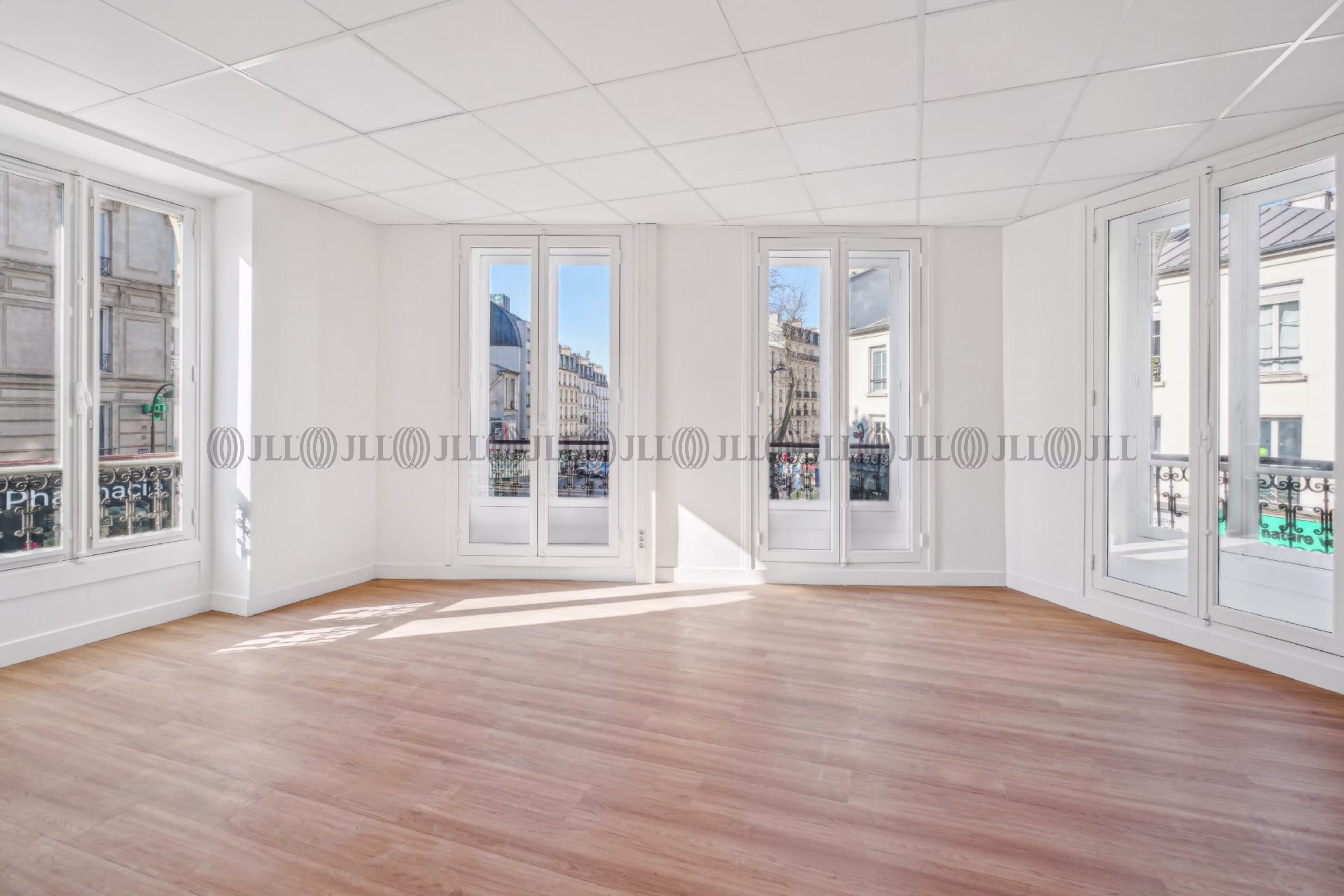 96 RUE DE BELLEVILLE