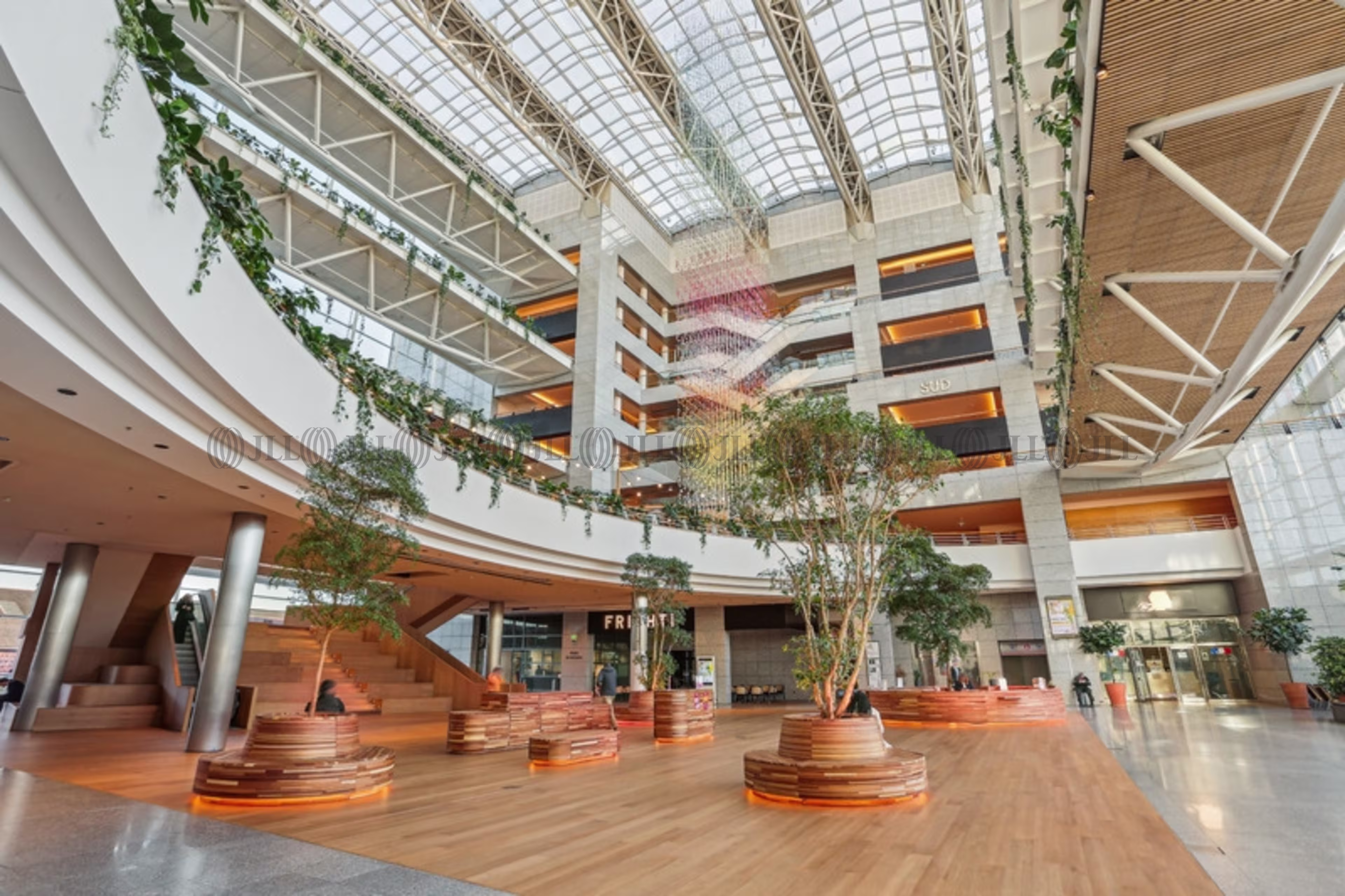 40 AVENUE DES TERROIRS DE FRANCE
