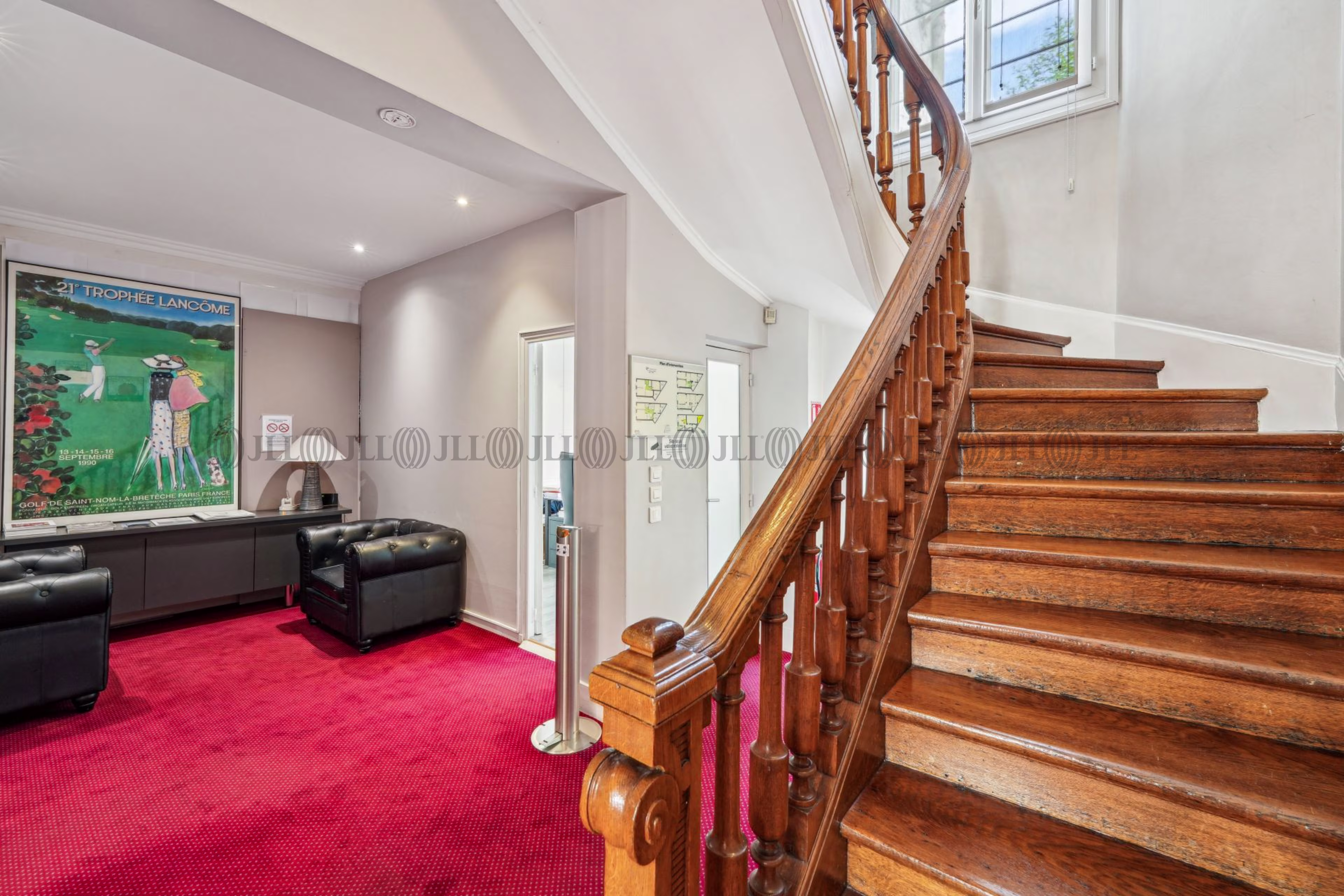 121 AVENUE DE VILLIERS