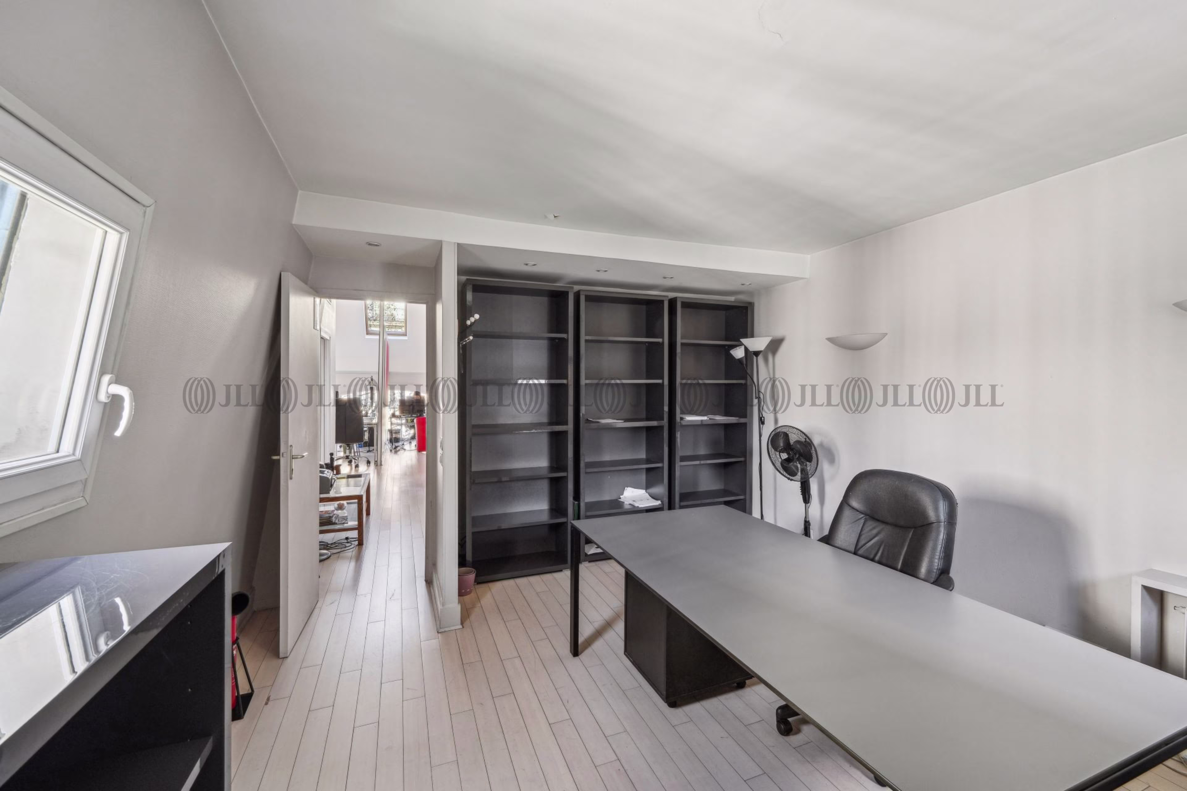 121 AVENUE DE VILLIERS