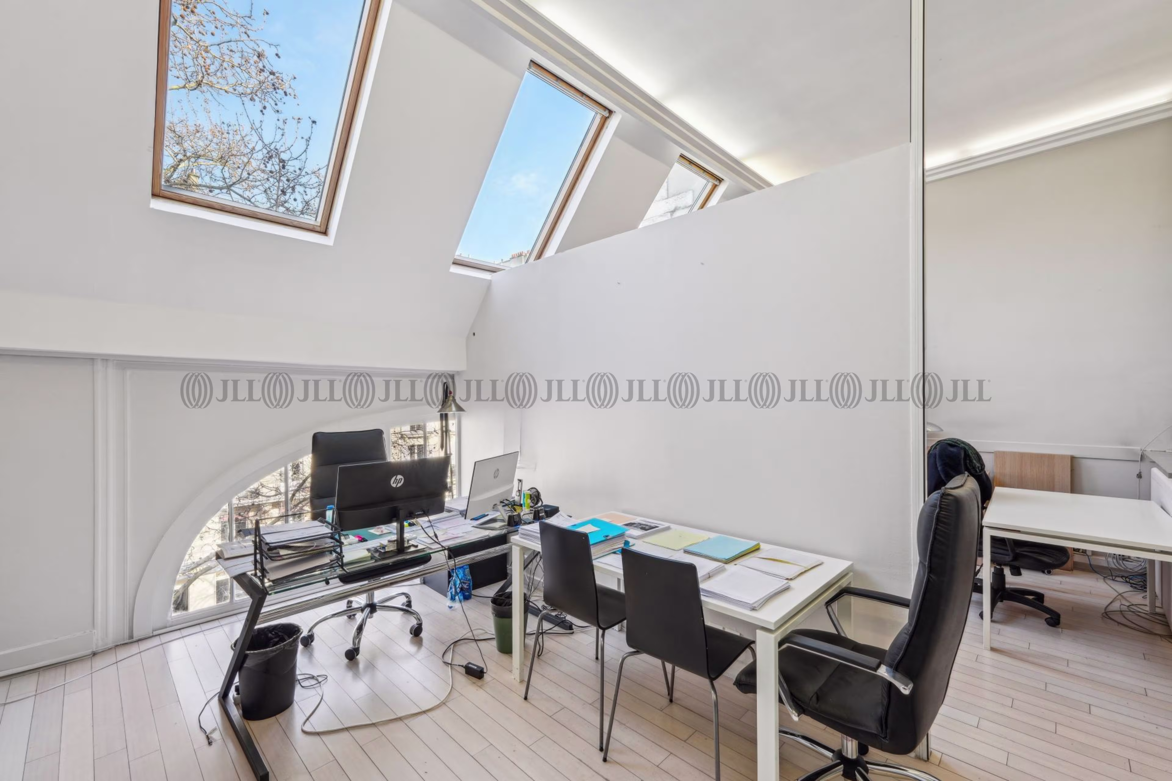 121 AVENUE DE VILLIERS