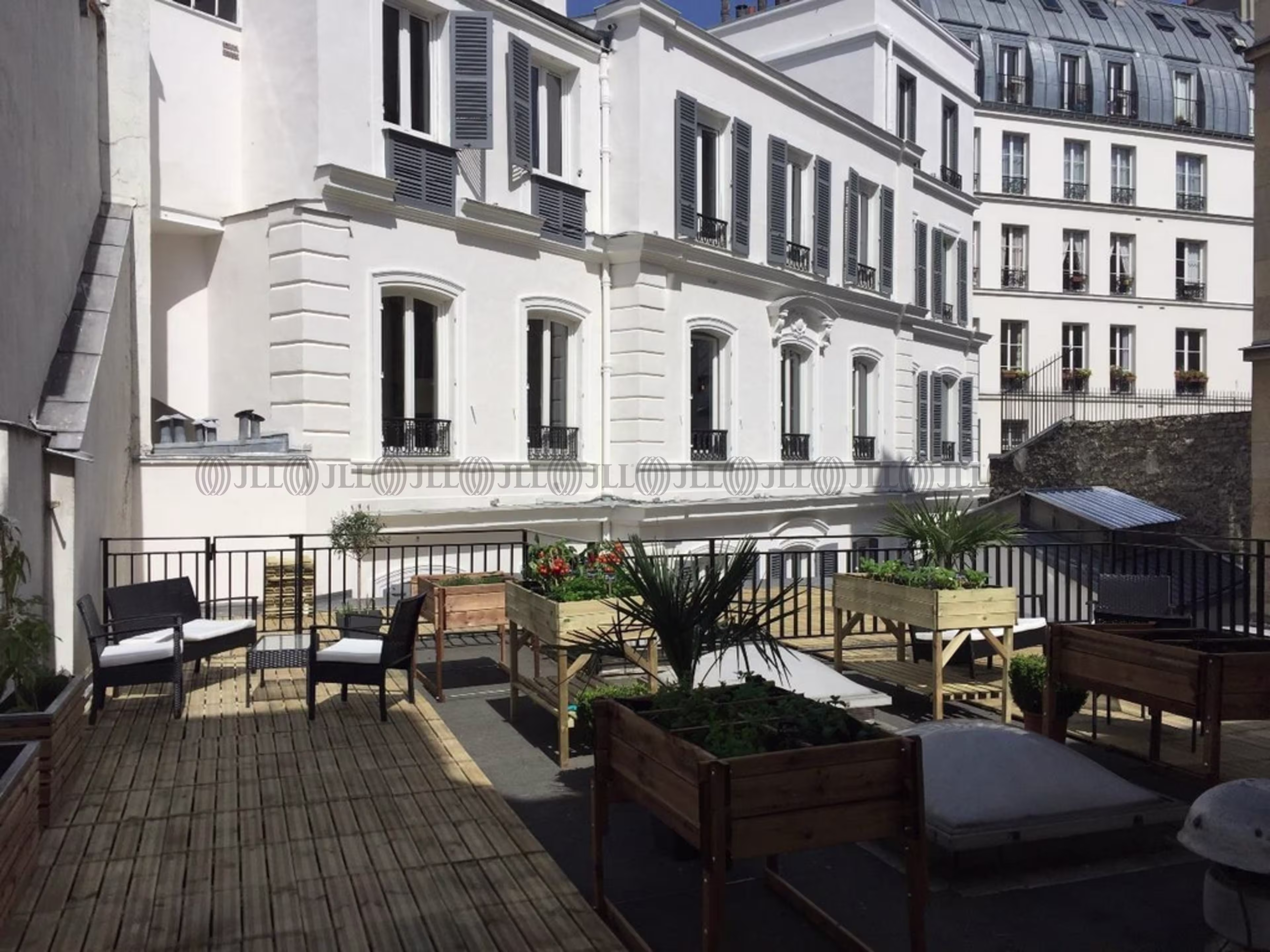 28 RUE DES PETITS HOTELS