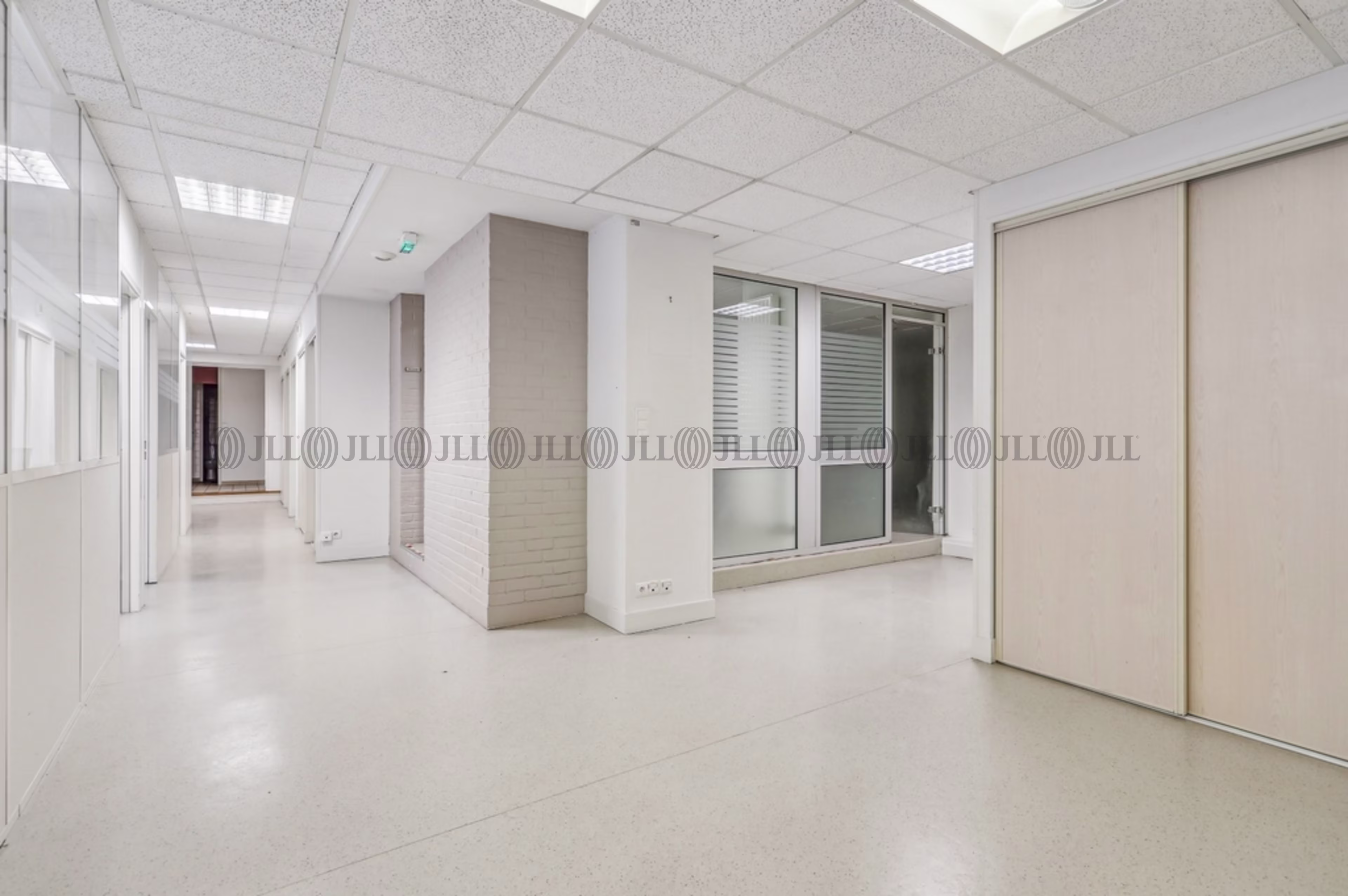 92 RUE DES STATIONS