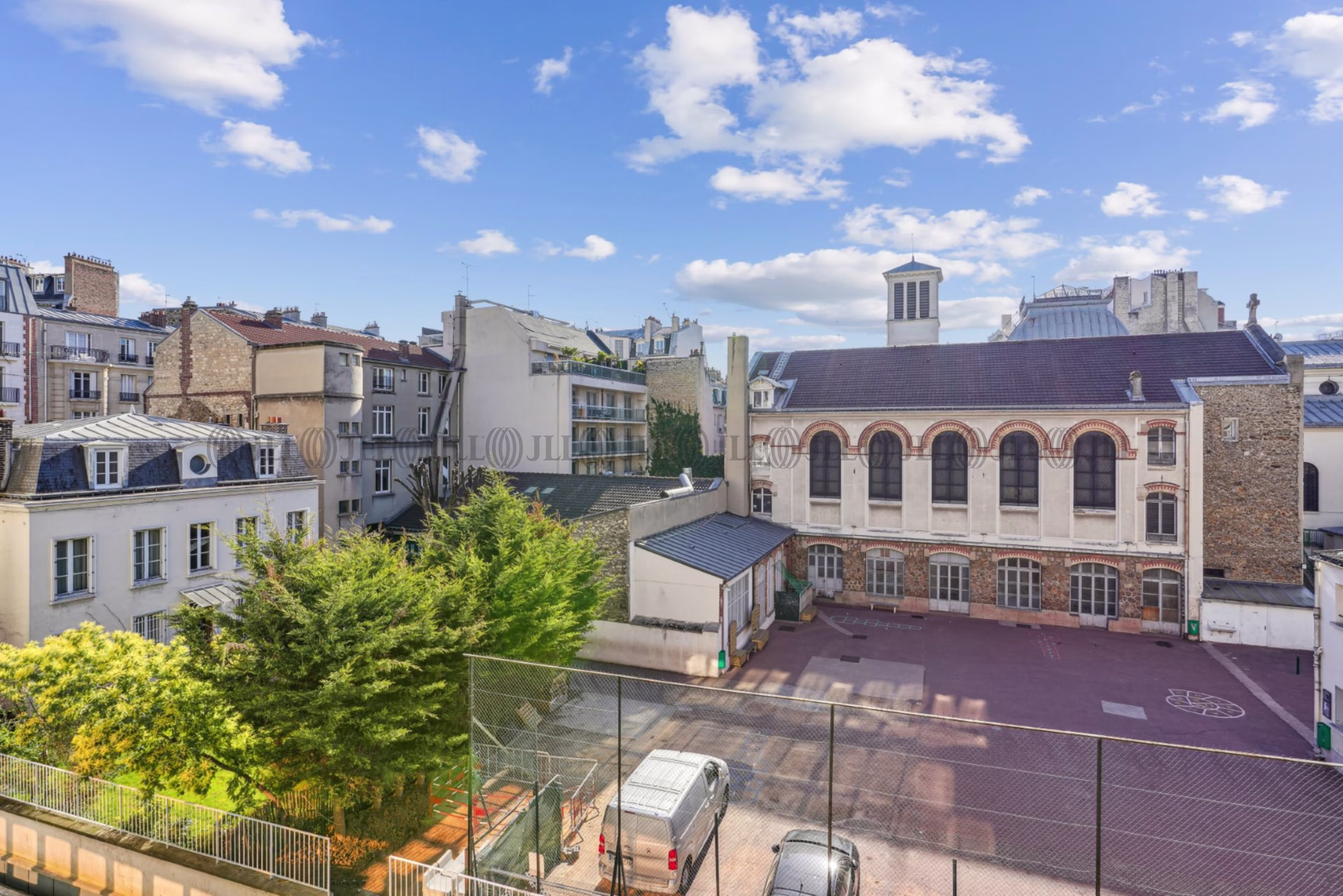 27-29 RUE DES POISSONNIERS