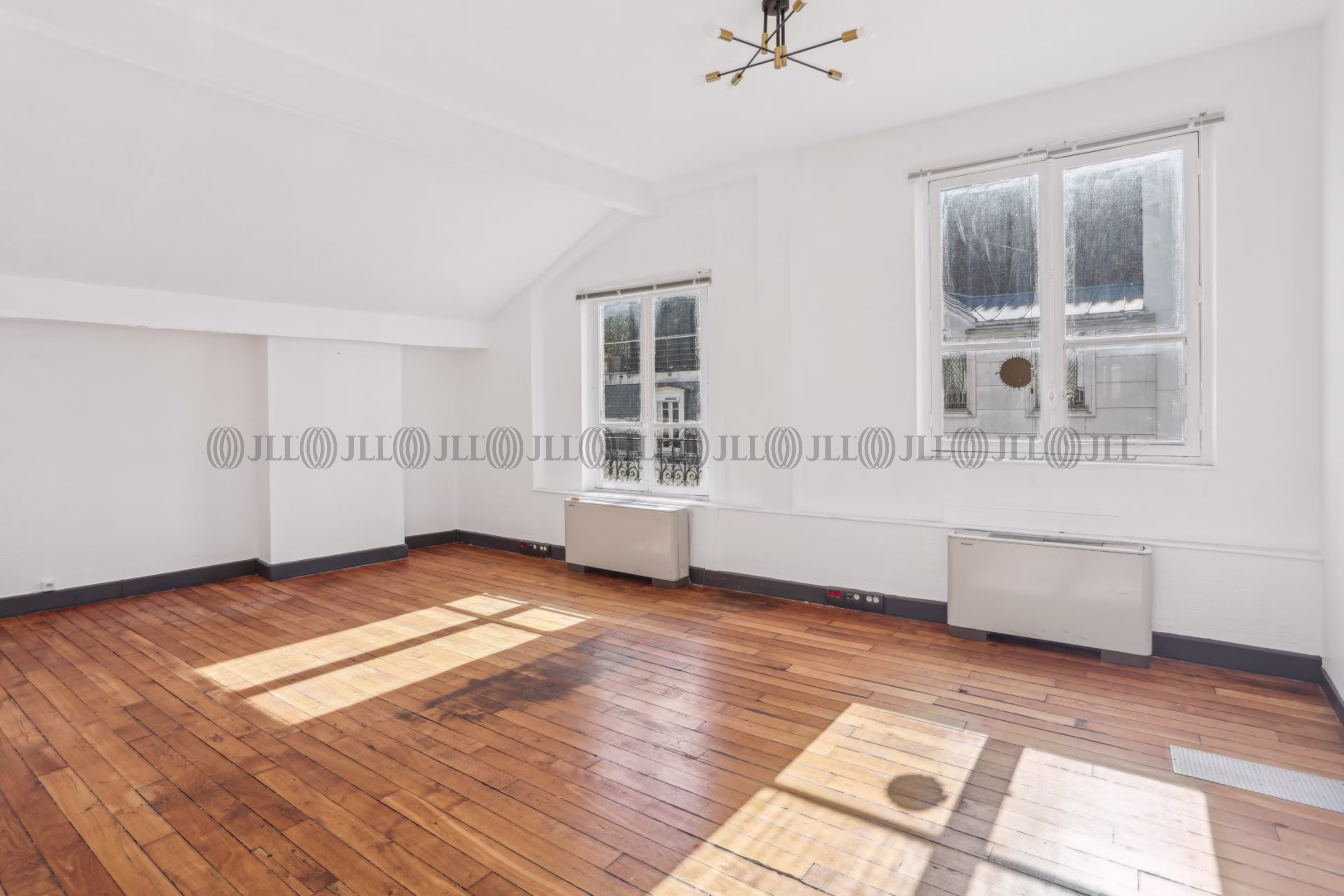 47 RUE LOUISE MICHEL
