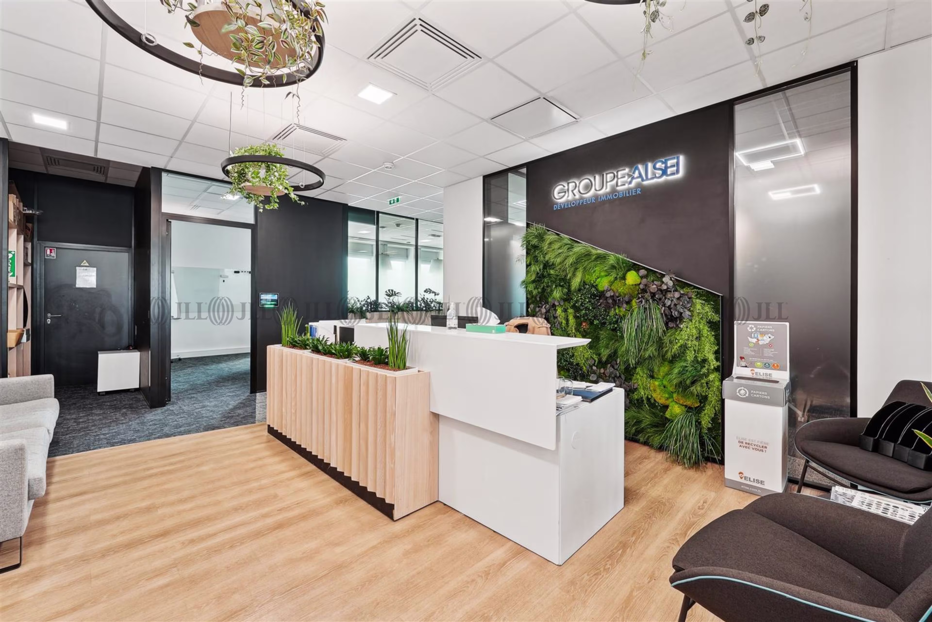 247-255 BOULEVARD PEREIRE