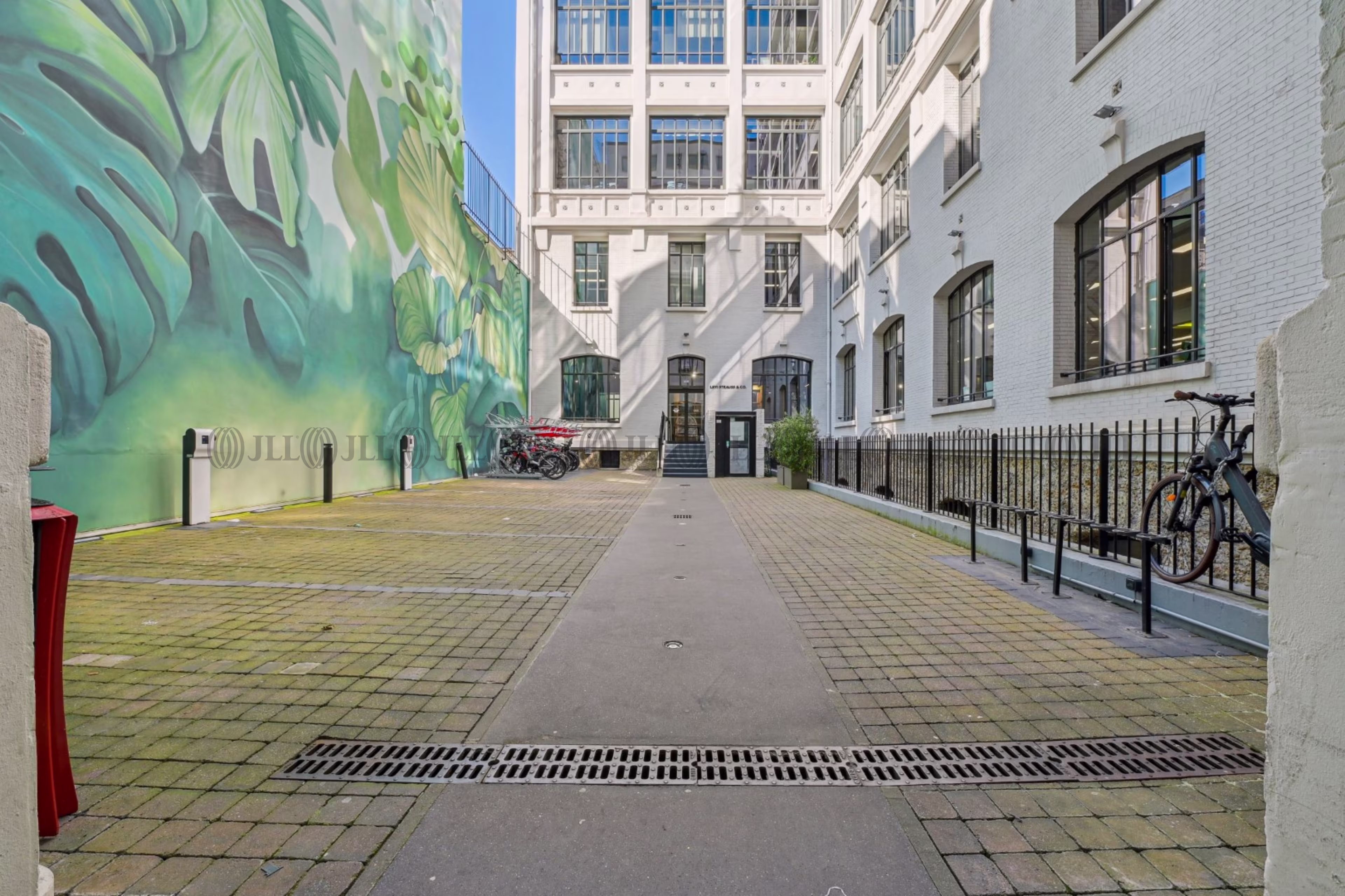 106-108 RUE LA BOETIE