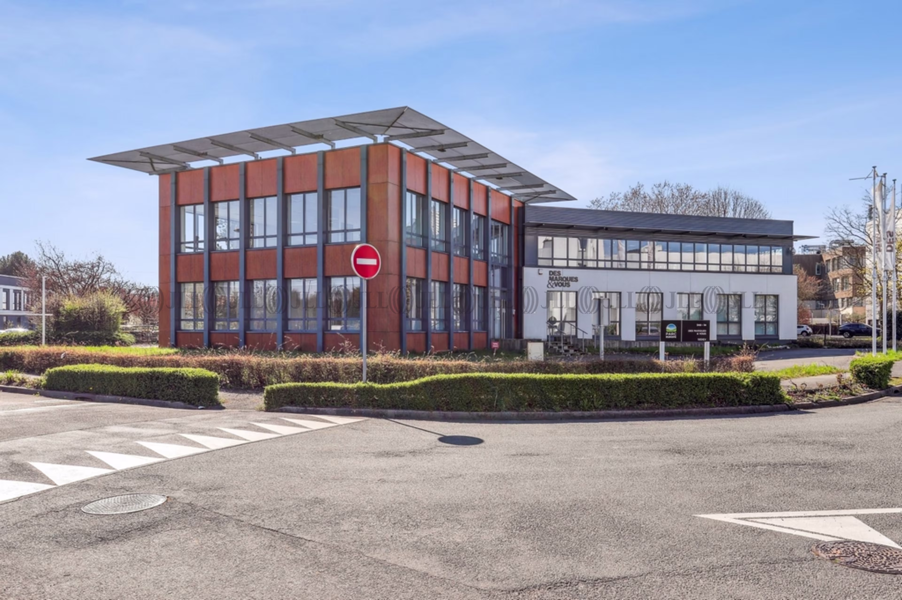340 AVENUE DE LA MARNE