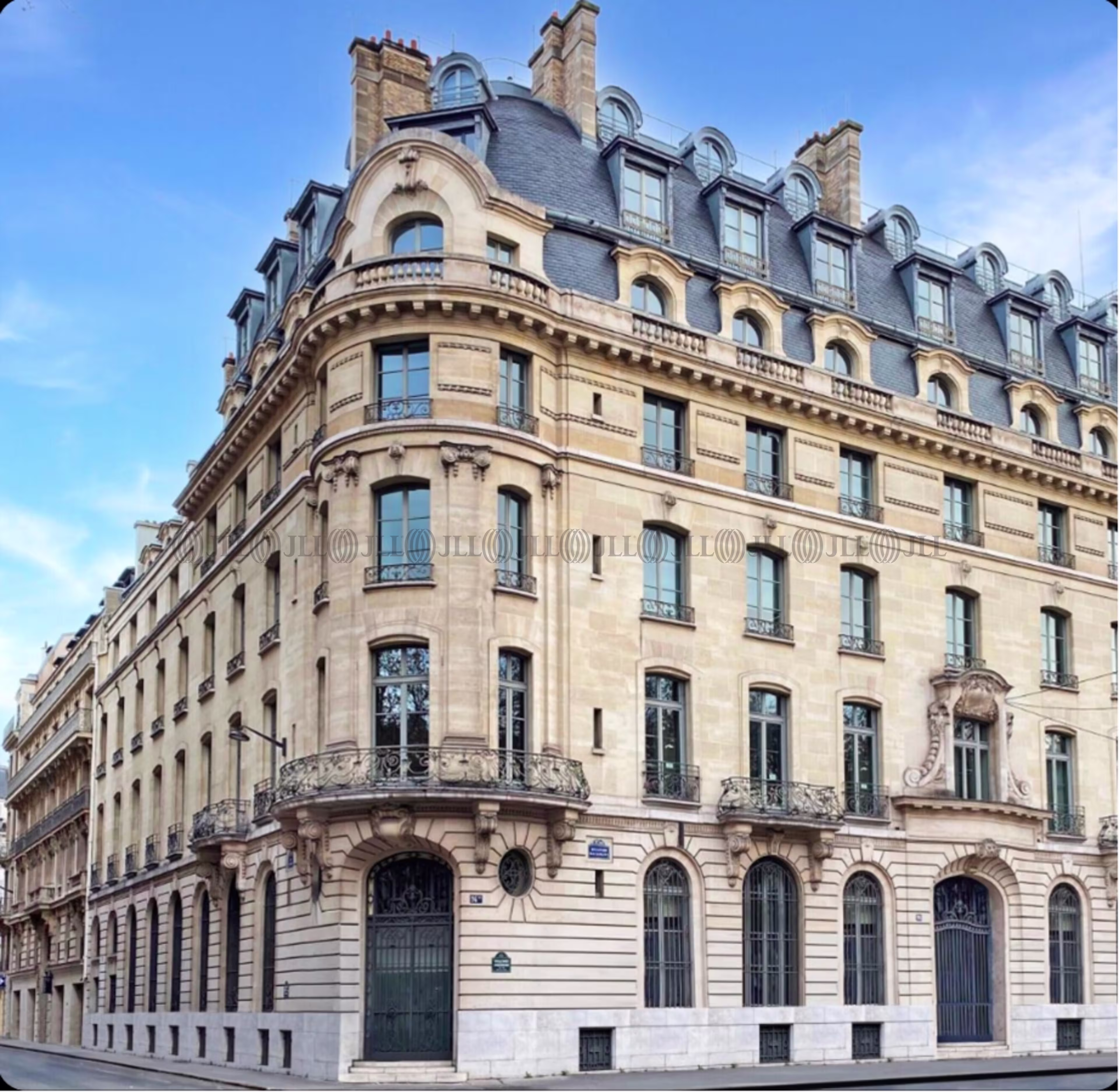 96 BOULEVARD HAUSSMANN