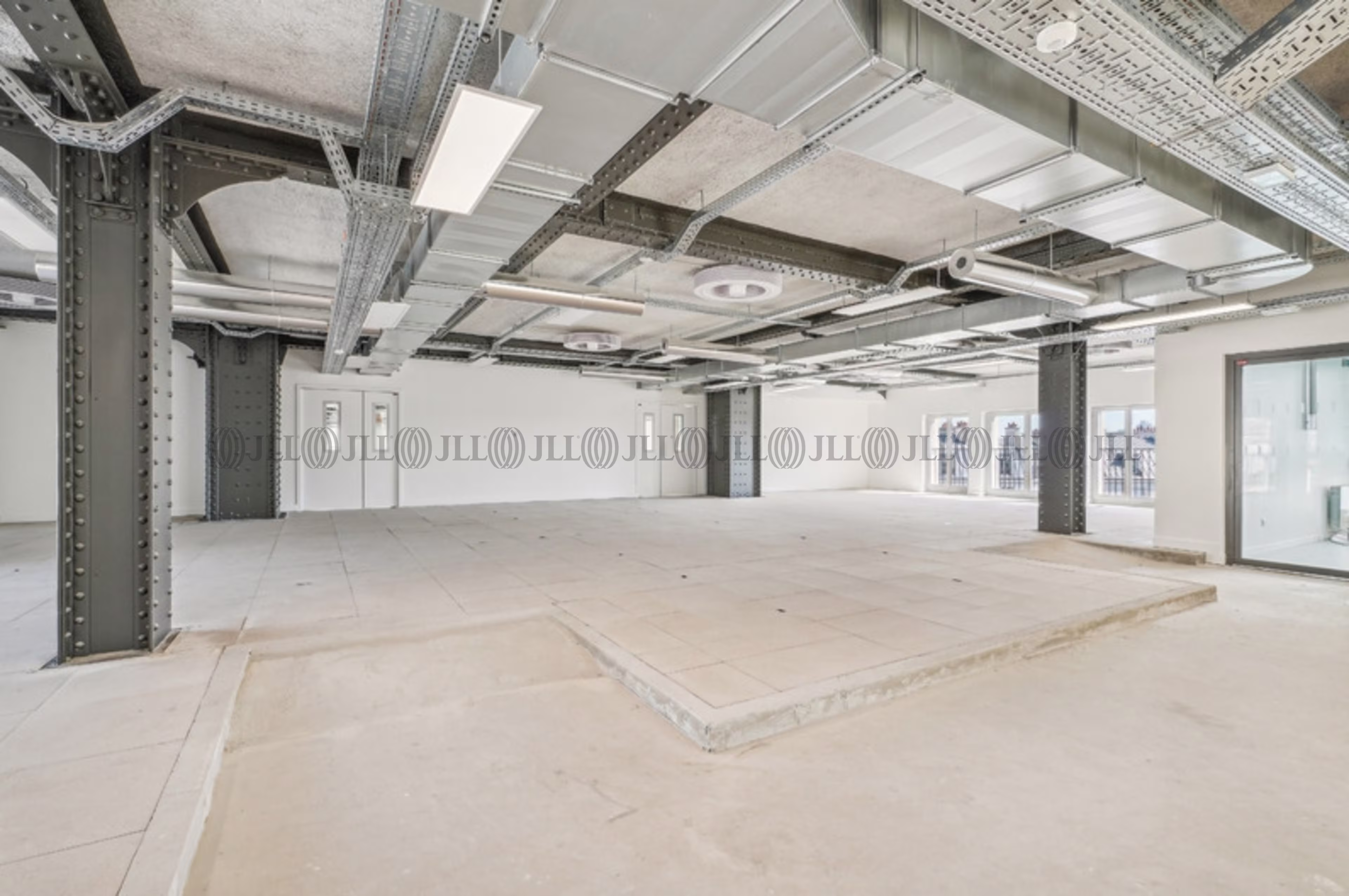 22-32 RUE DE CLIGNANCOURT