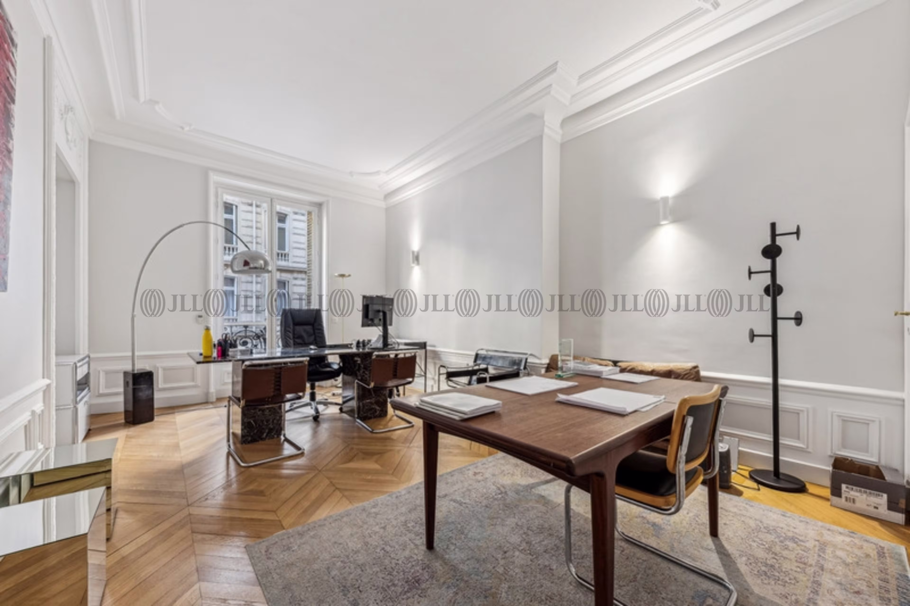 6 RUE DE TEHERAN