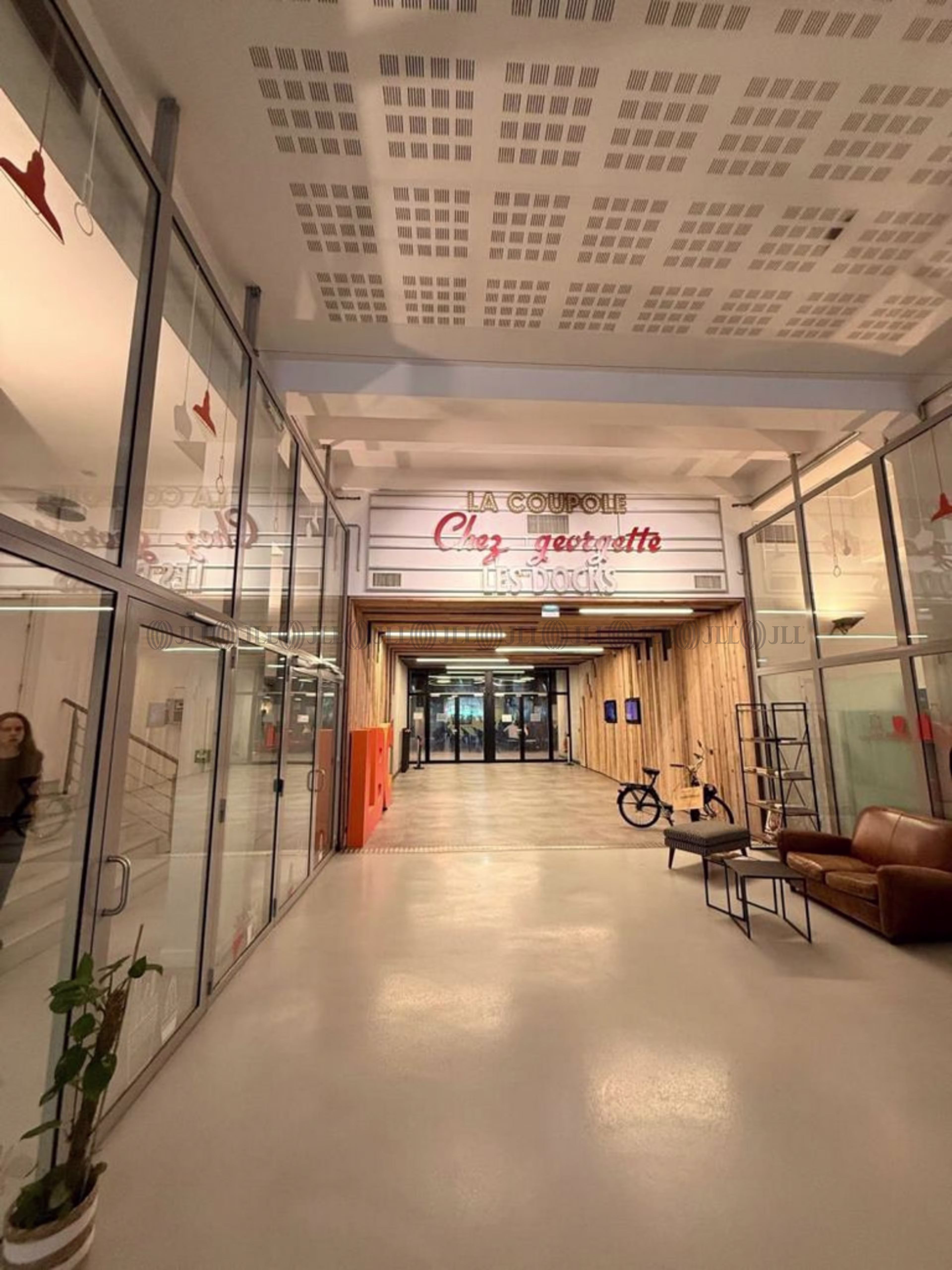 85-87 RUE DU FAUBOURG SAINT MARTIN