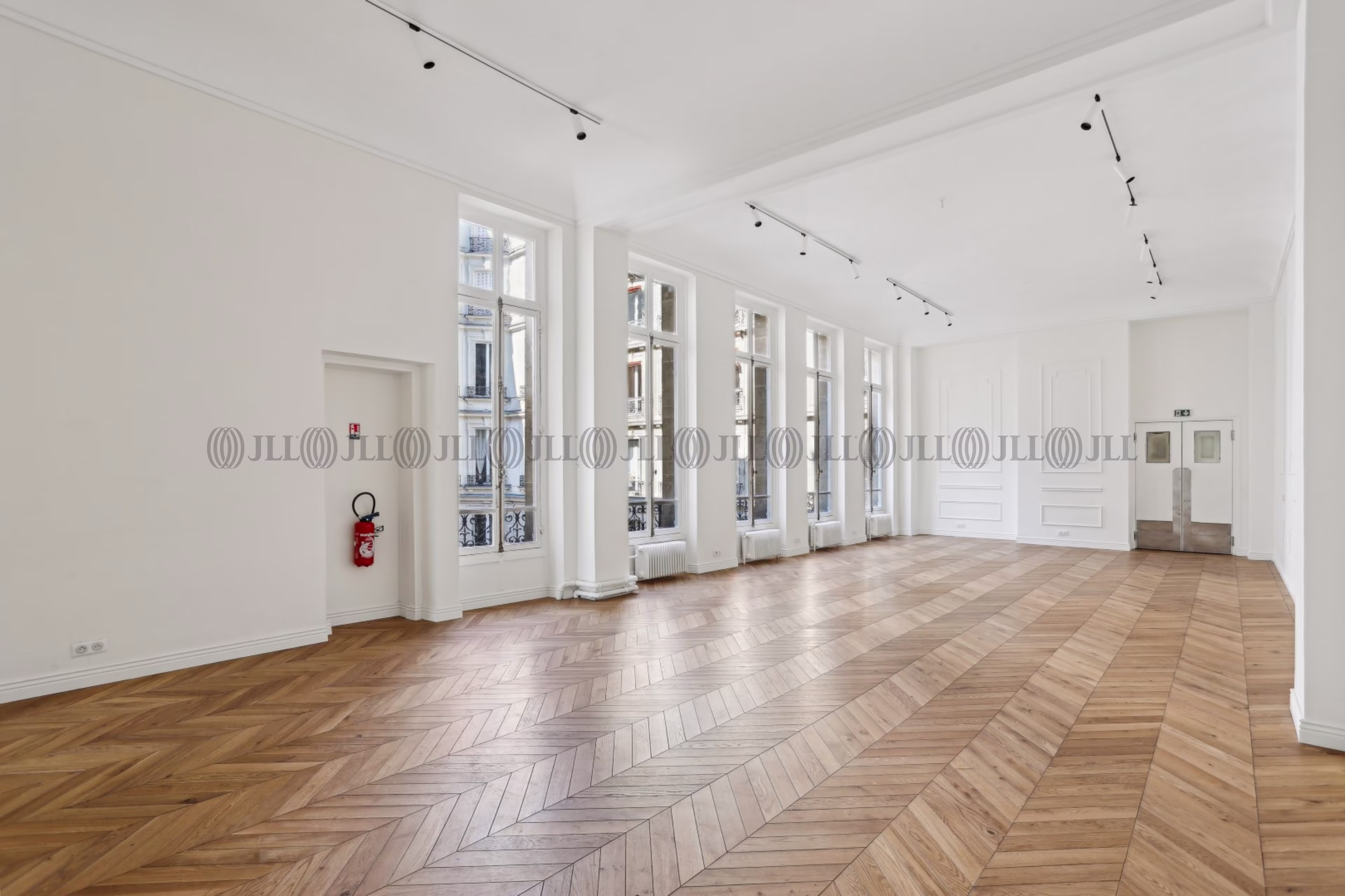 242 RUE DE RIVOLI