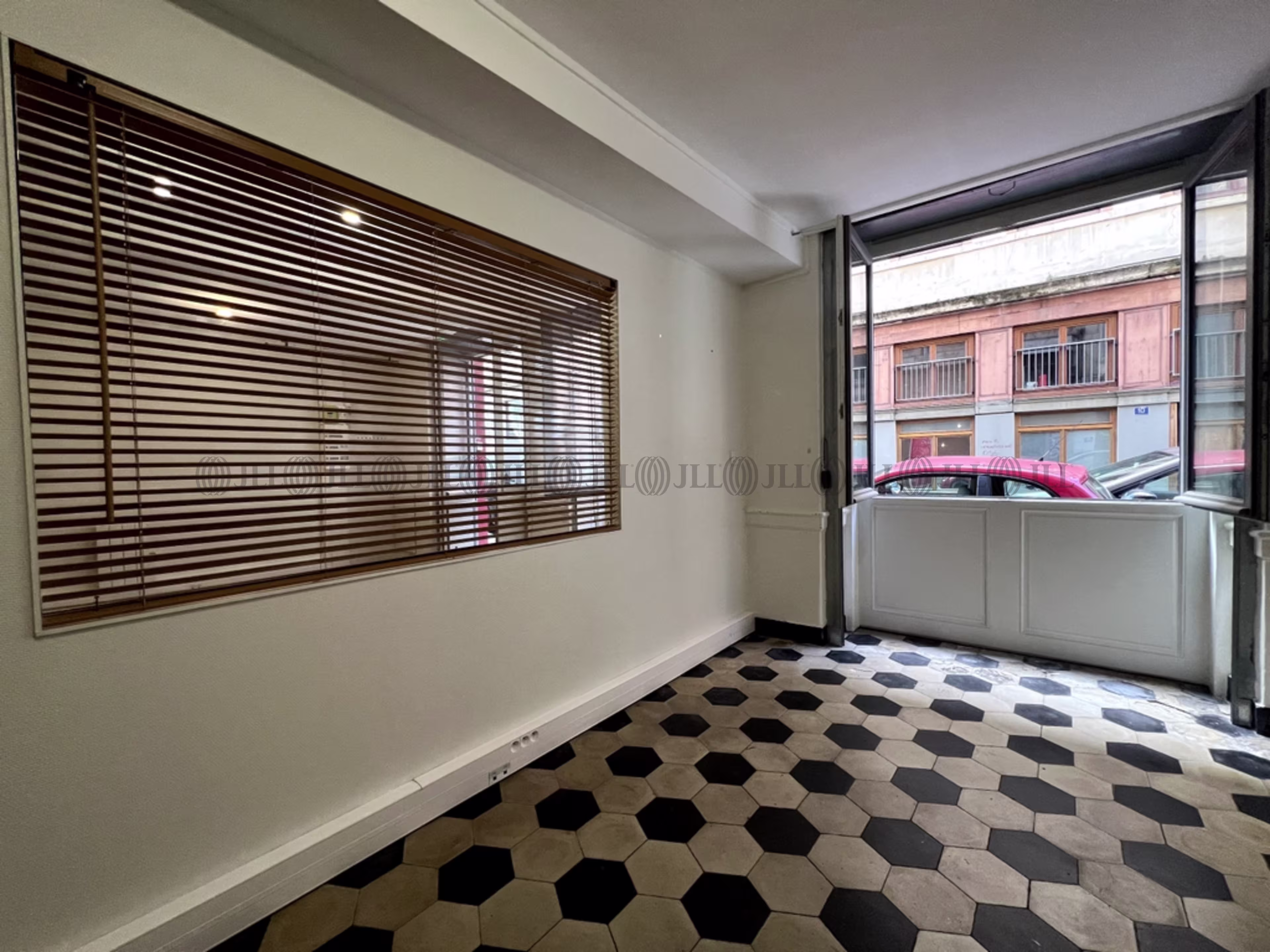 11 RUE DIDEROT