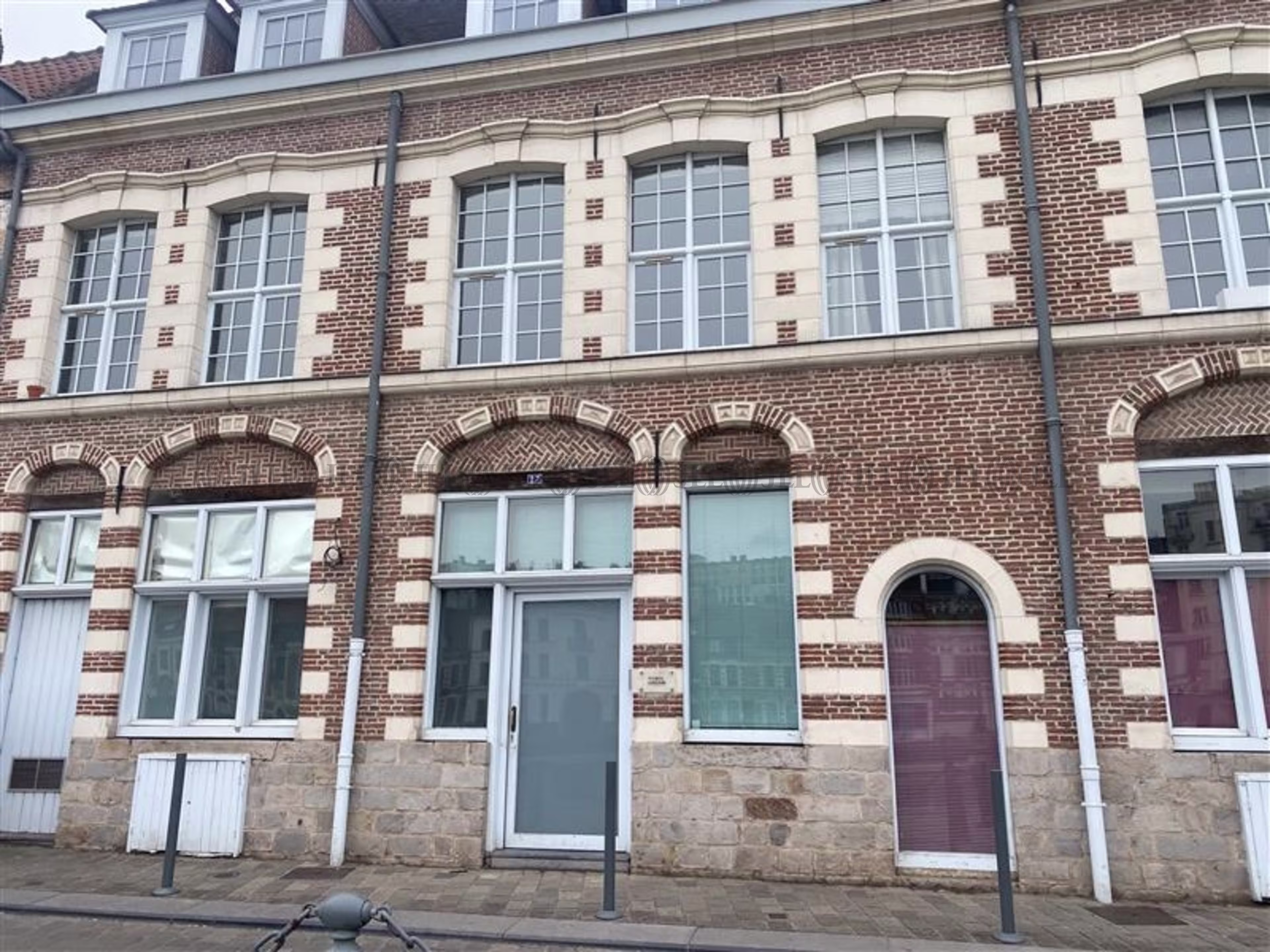 27 QUAI DU WAULT