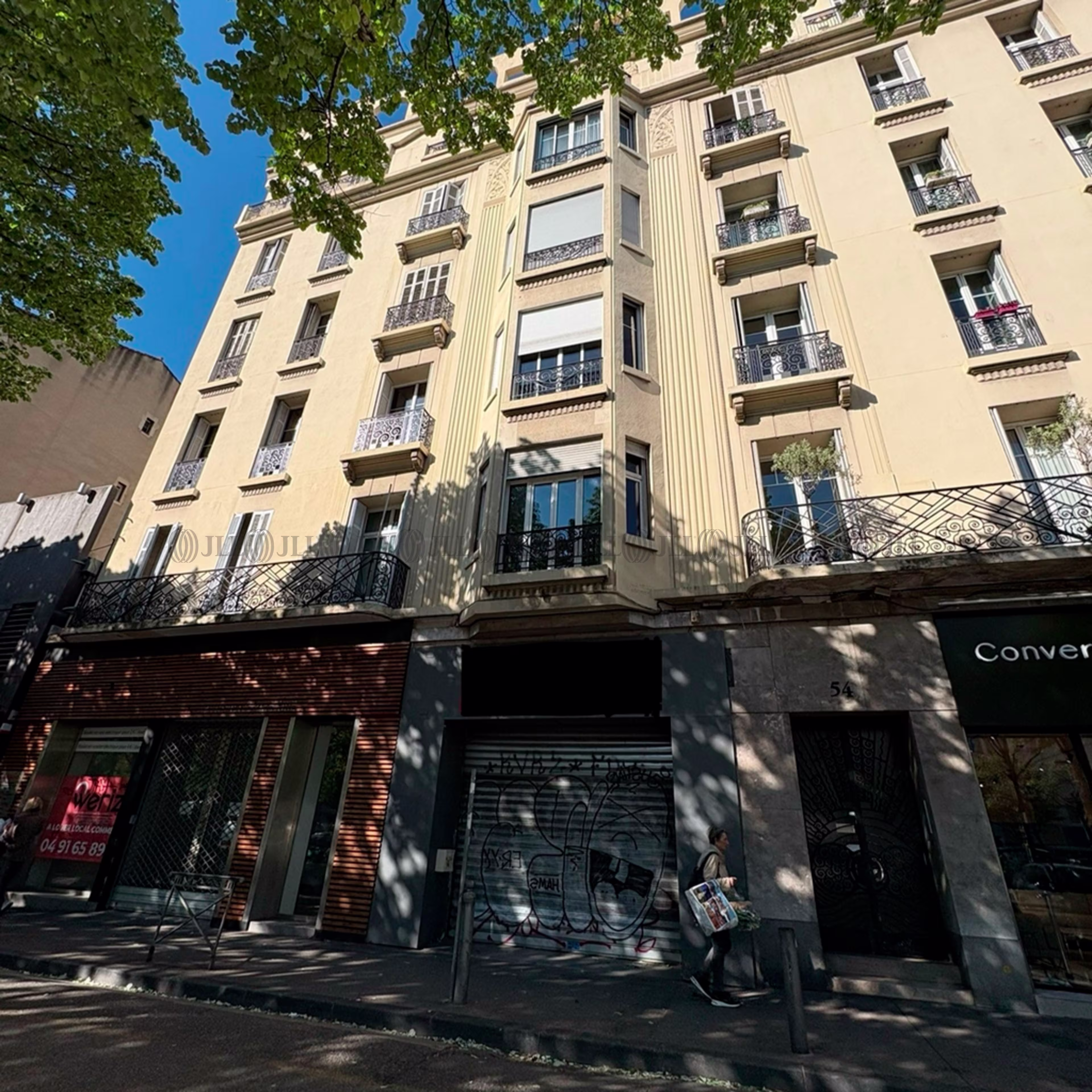 54 AVENUE DU PRADO