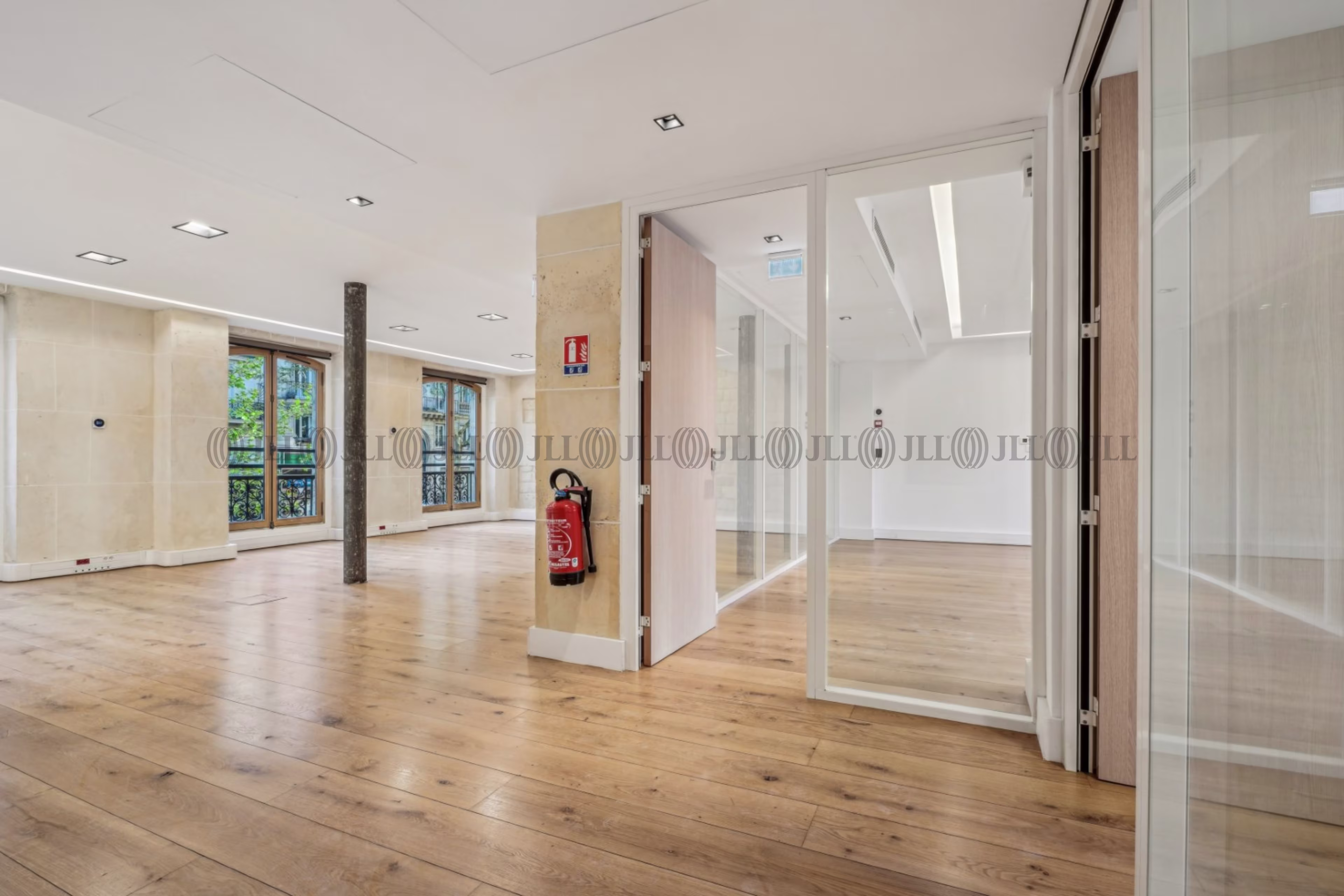 36 BOULEVARD SAINT MICHEL