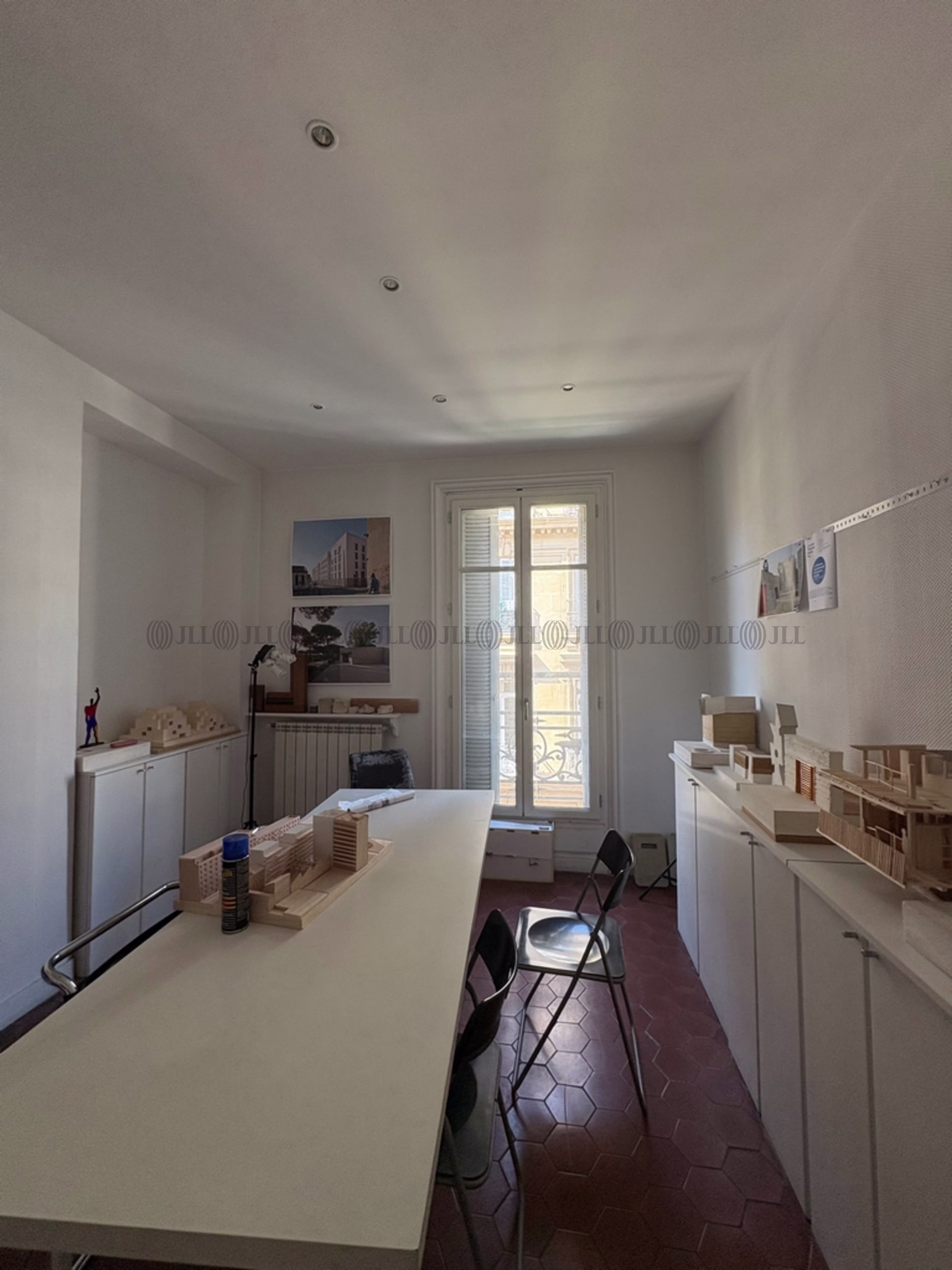 5 RUE DE LA REPUBLIQUE